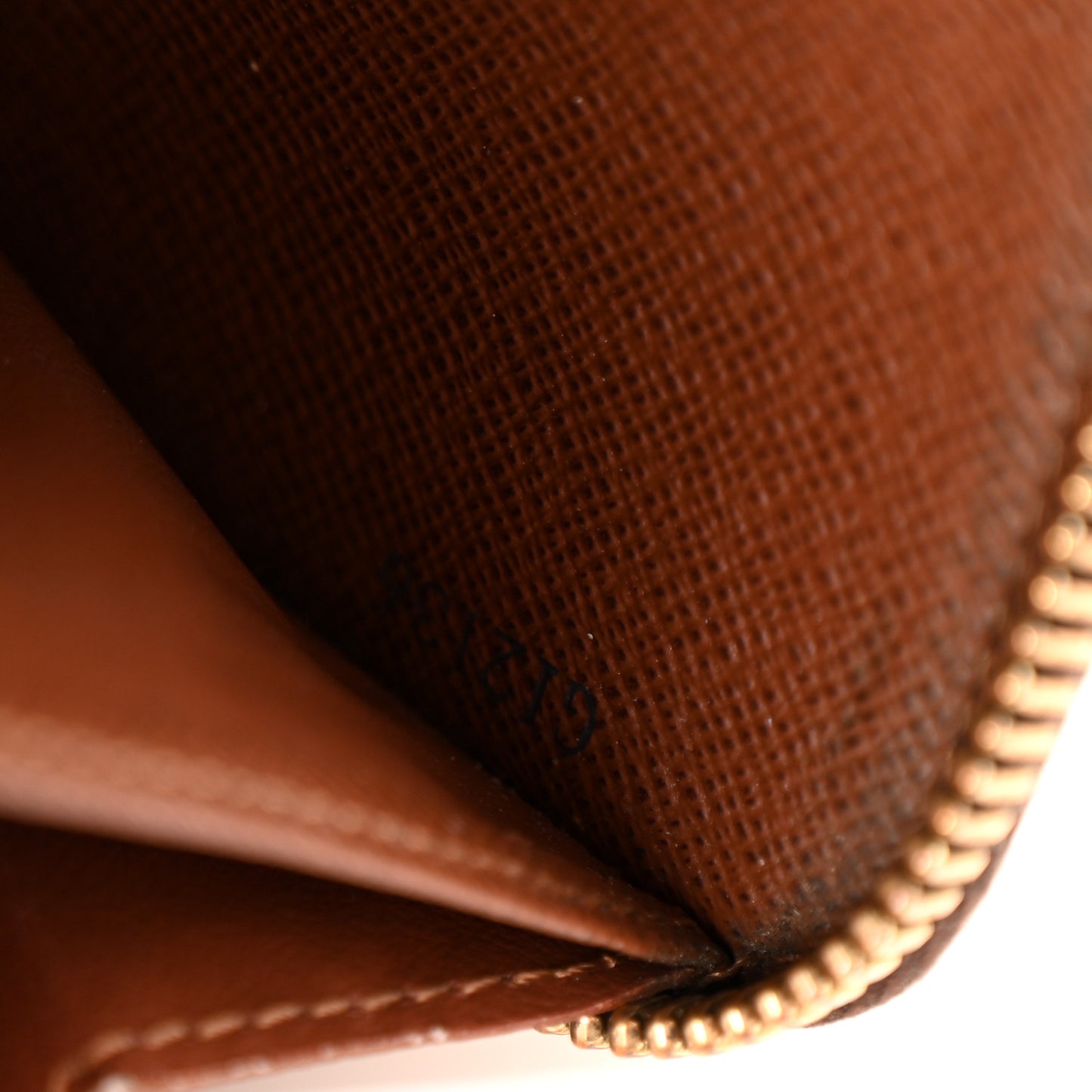 Monogram Porte-Monnaie Zippy Wallet