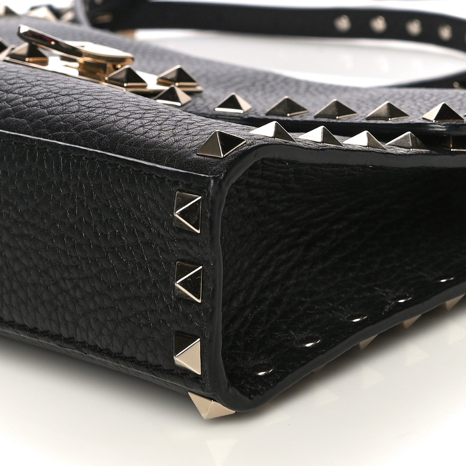 Valentino Garavani Pebbled Calfskin Medium Rockstud Flip Lock Crossbody Bag Black 9 of 17