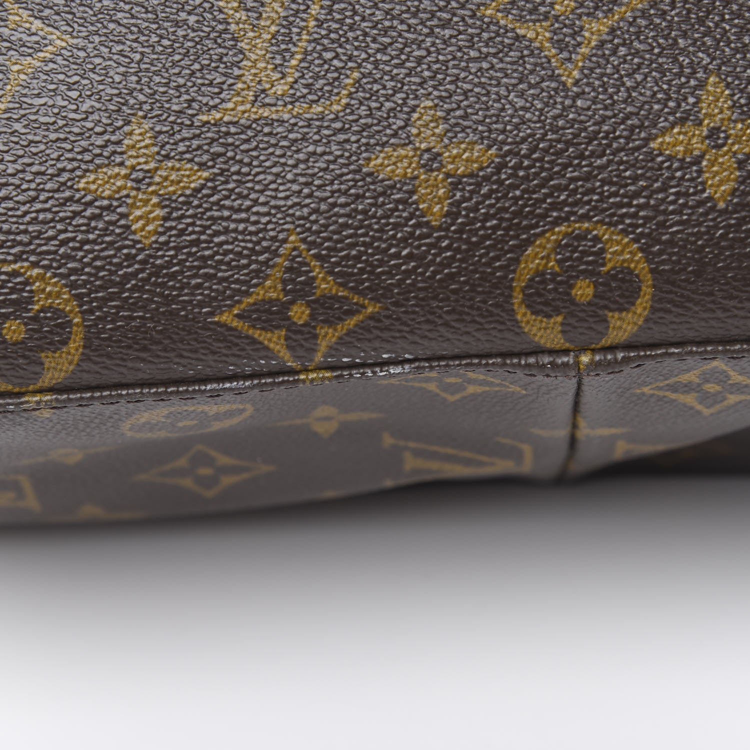 Louis Vuitton Monogram Looping GM 15 of 15