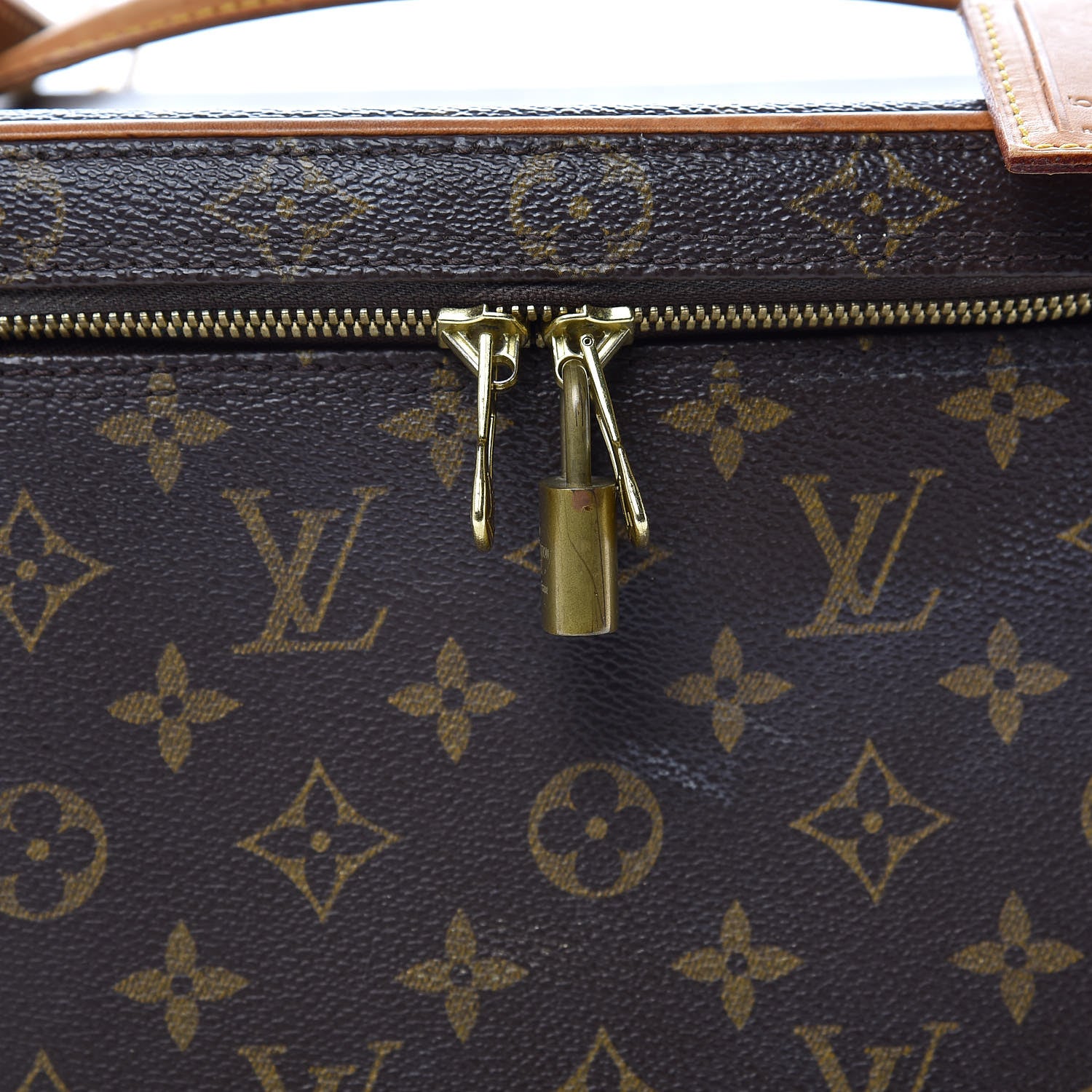 Louis Vuitton Monogram Nice 26 of 26