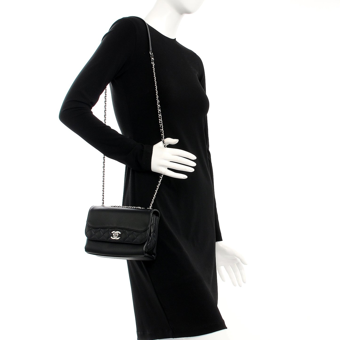 Calfskin Mini Tramezzo Flap Black