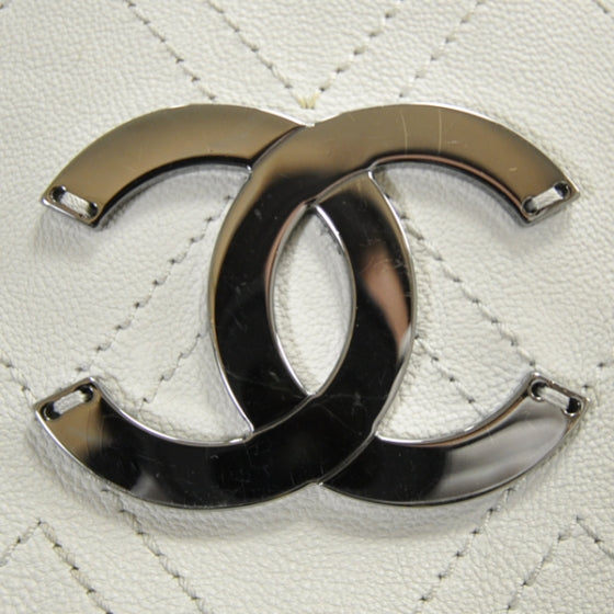 Chanel Leather Diamond Stitch Flap White 1 of 1