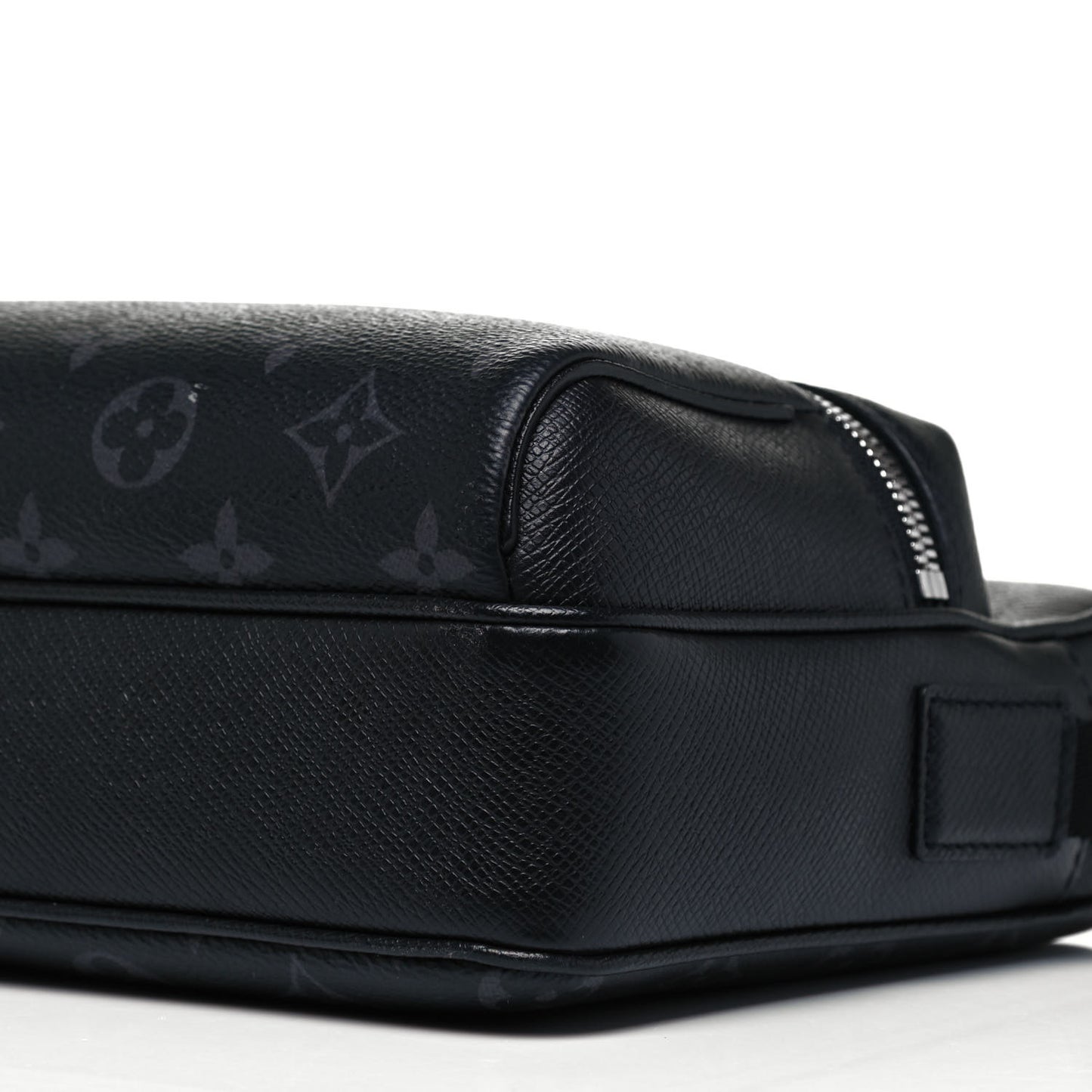 Taiga Monogram Eclipse Outdoor Messenger Black