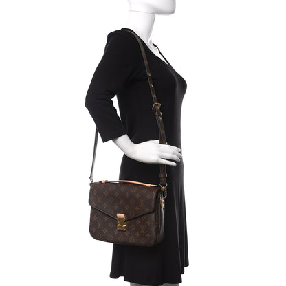 Louis Vuitton Monogram Pochette Metis 2 of 10