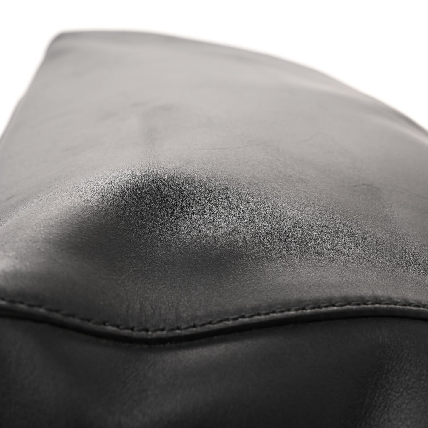 Vitello Morgan Shiny Nappa Medium Peekaboo Iconic Satchel Black Ciliegia
