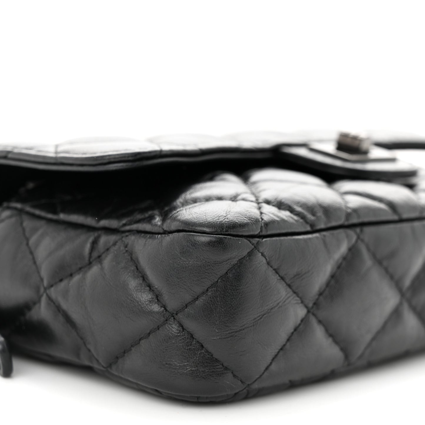 Aged Calfskin Quilted 2.55 Reissue Phone Holder With Chain So Black