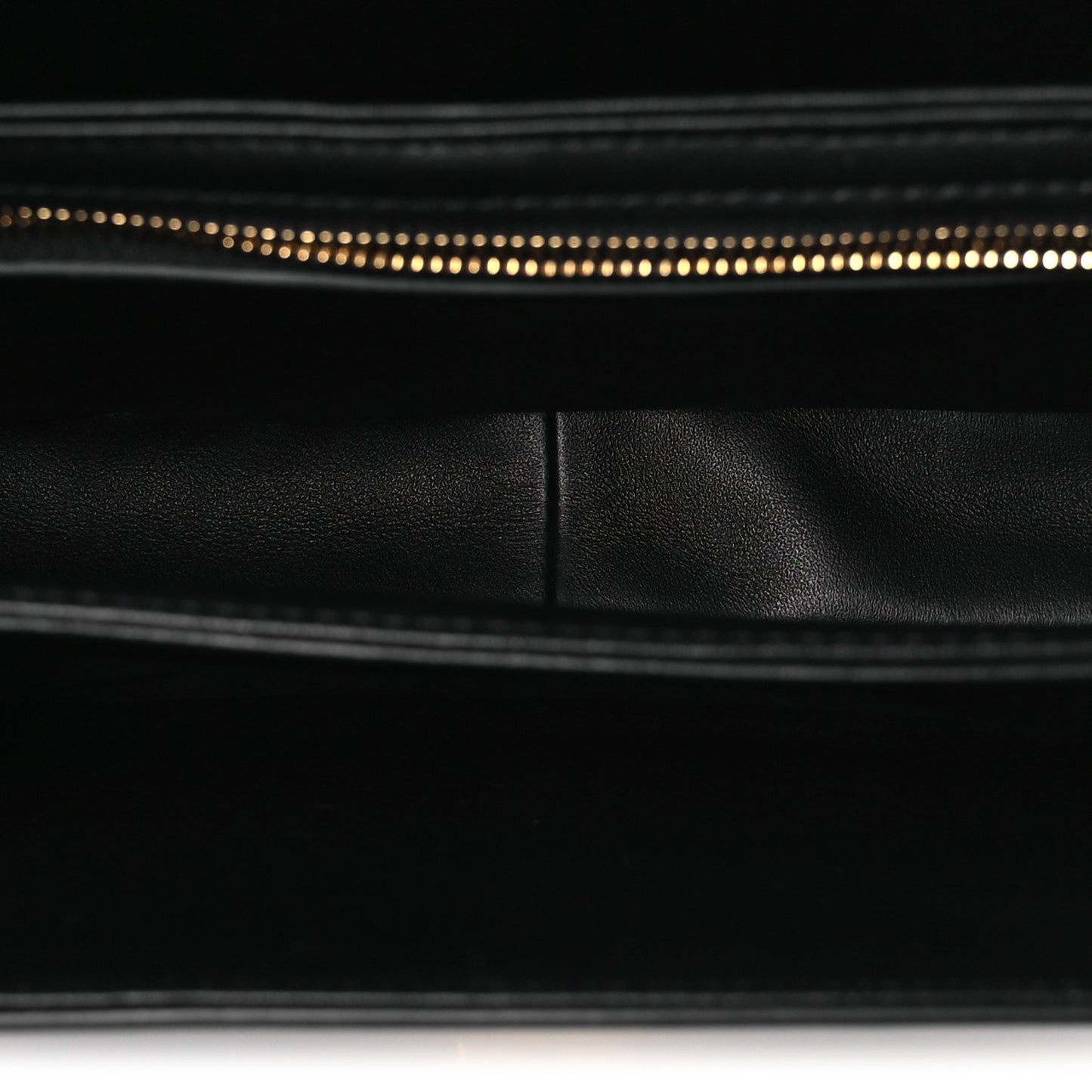 Shiny Calfskin Medium Triomphe Black