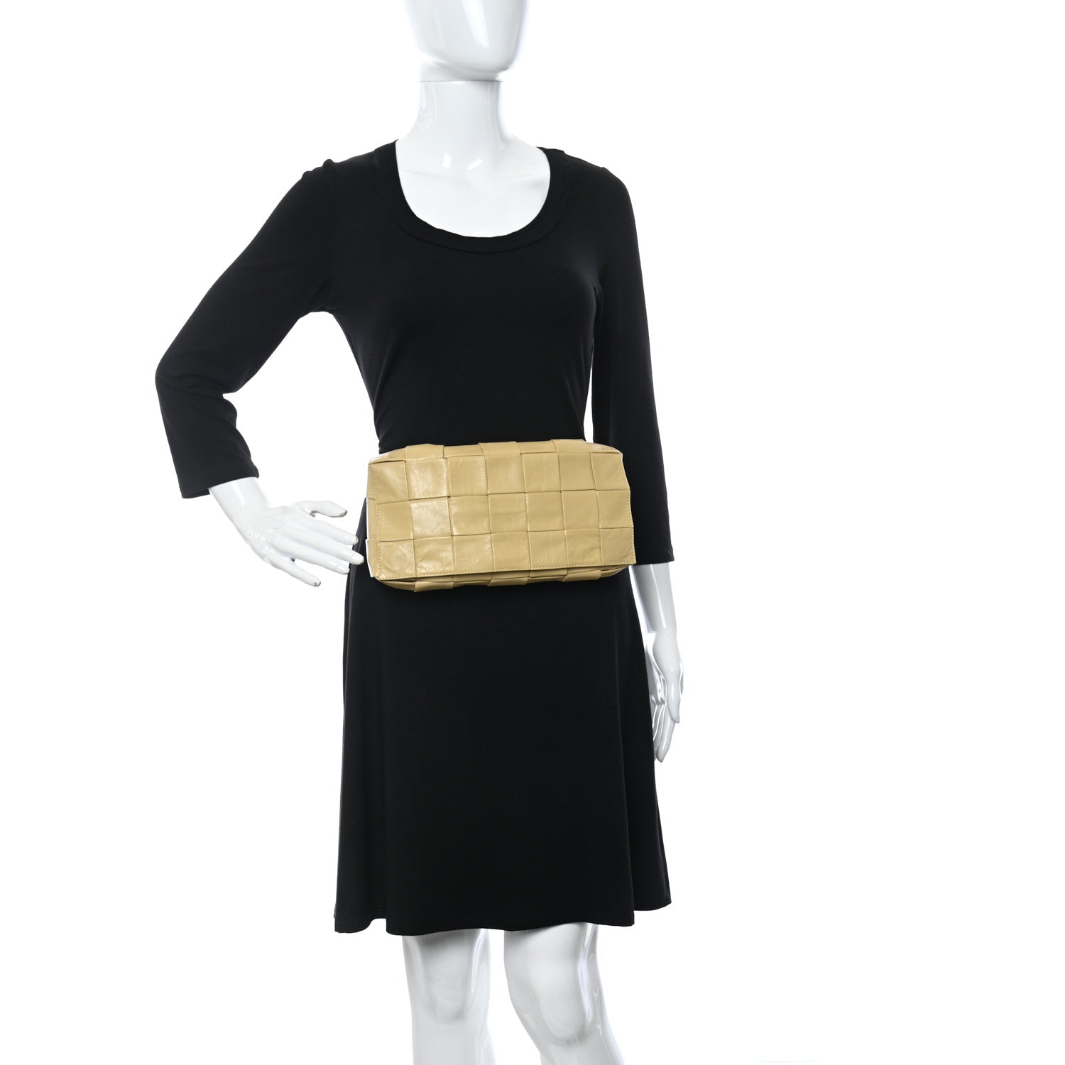 Bottega Veneta Paper Calfskin Intrecciato Stretch Cassette Beige 2 of 9