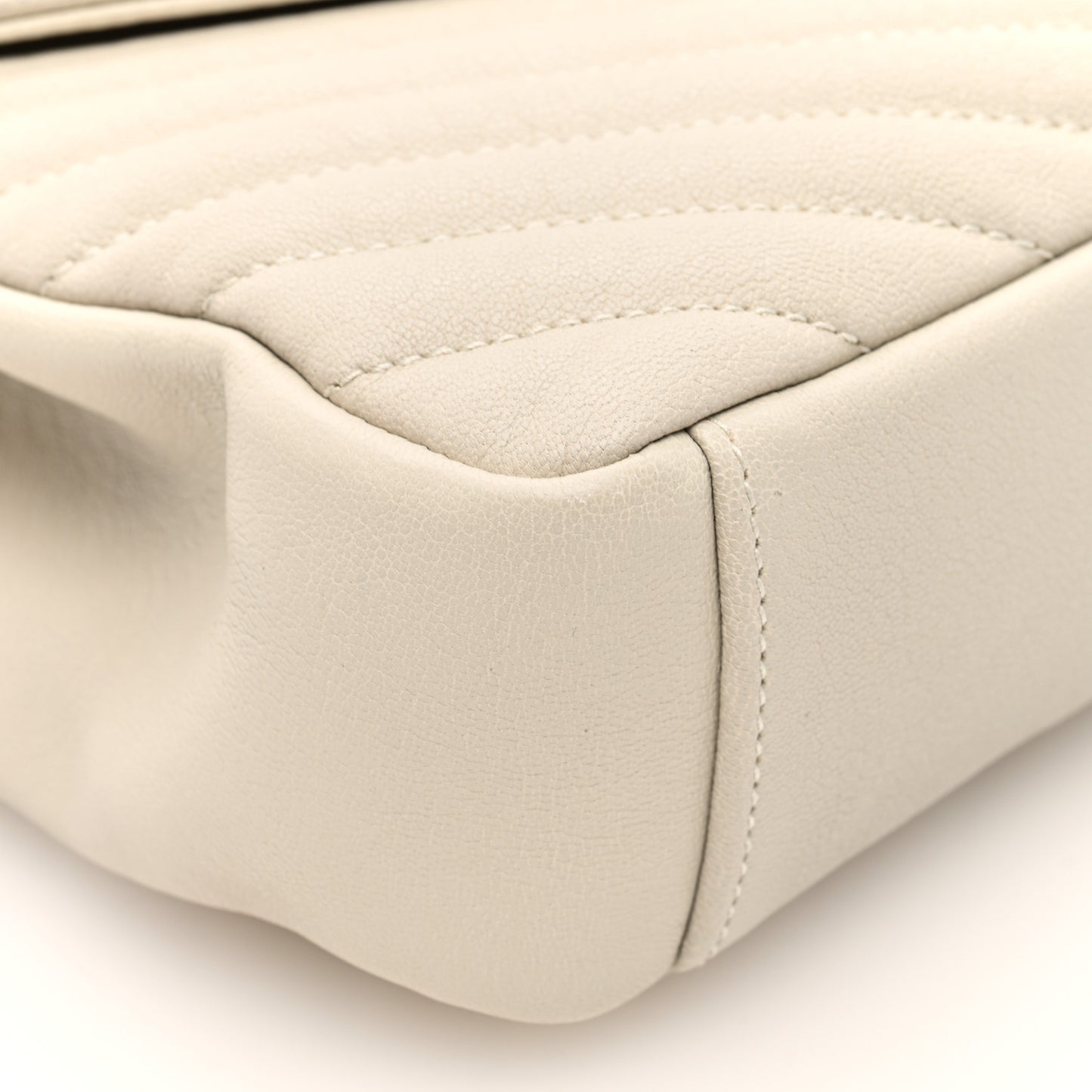 Sheepskin Matelasse Chevron Monogram Medium College Bag Crema Soft