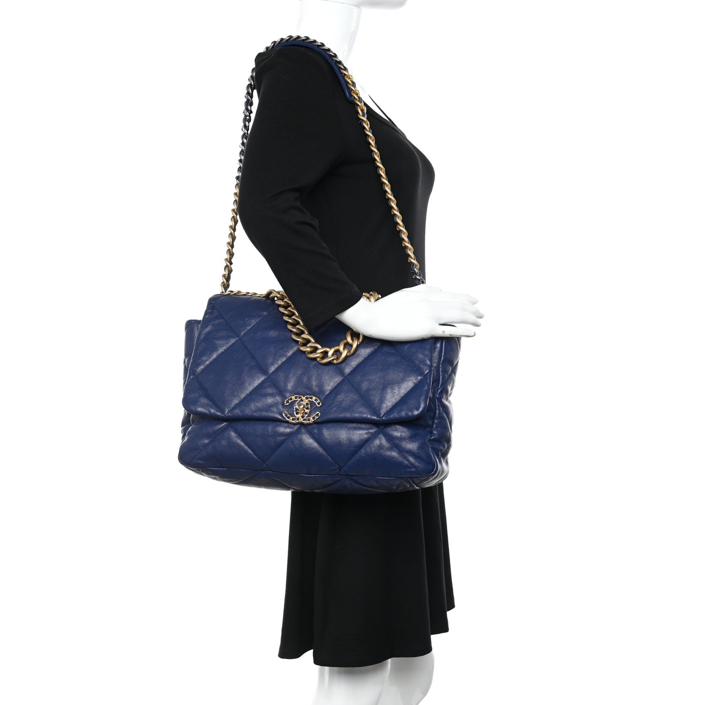 Goatskin Quilted Maxi Chanel 19 Flap Blue