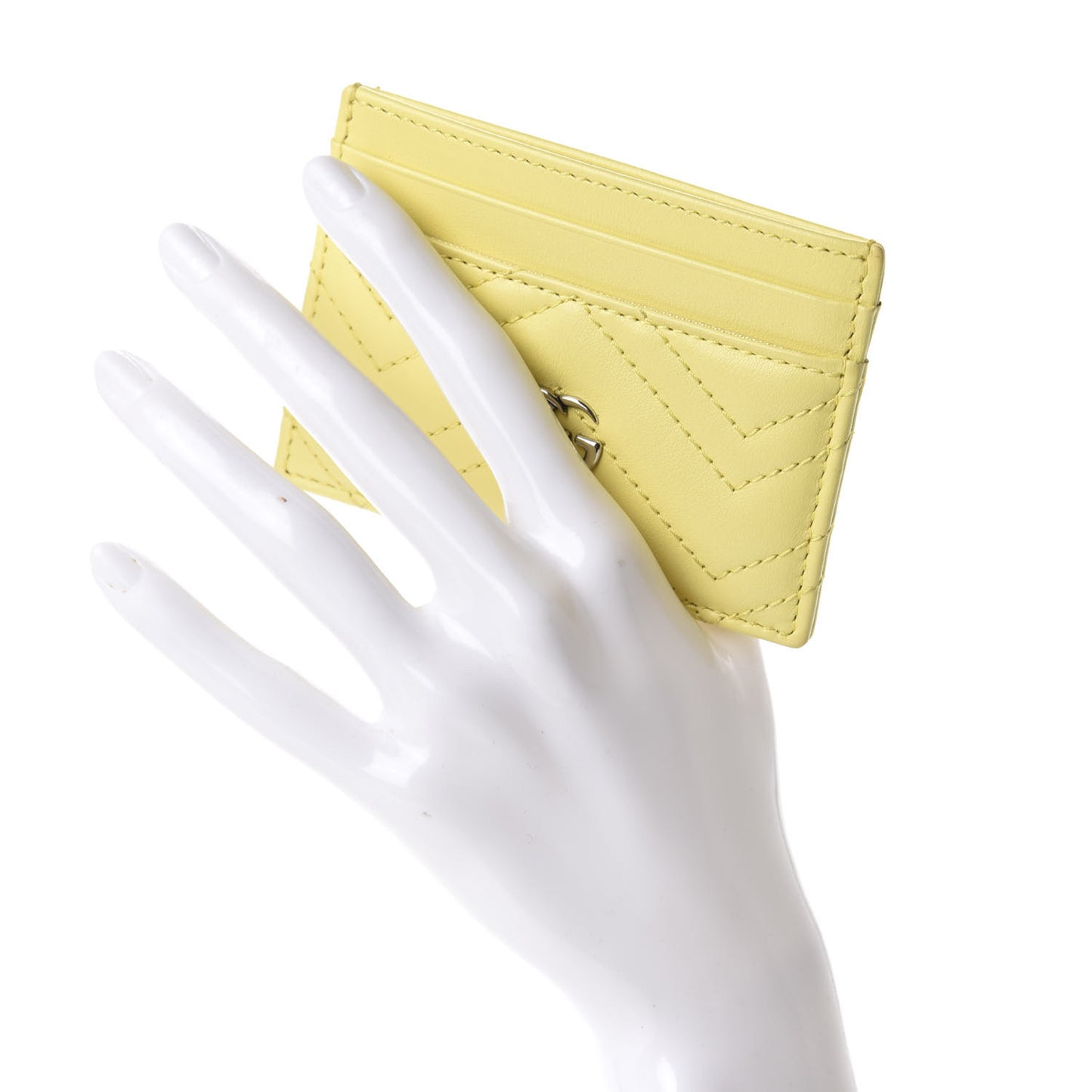 Calfskin Matelasse GG Marmont Card Holder Banana