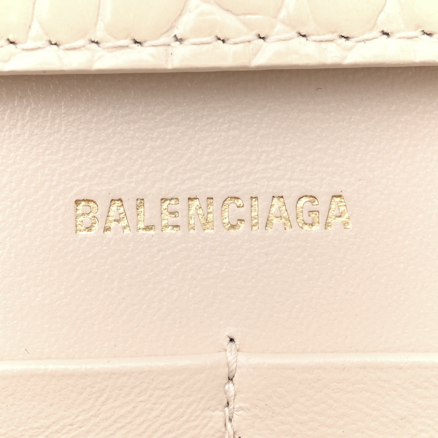 Shiny Calfskin Crocodile Embossed Hourglass Chain Bag Cream