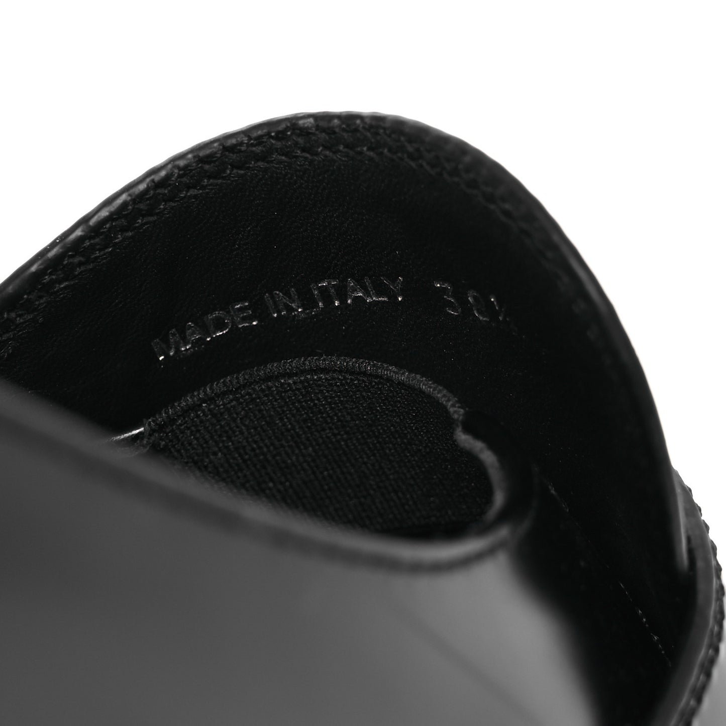 Spazzolato Metal Triangle Logo 50mm Loafers 38.5 Black