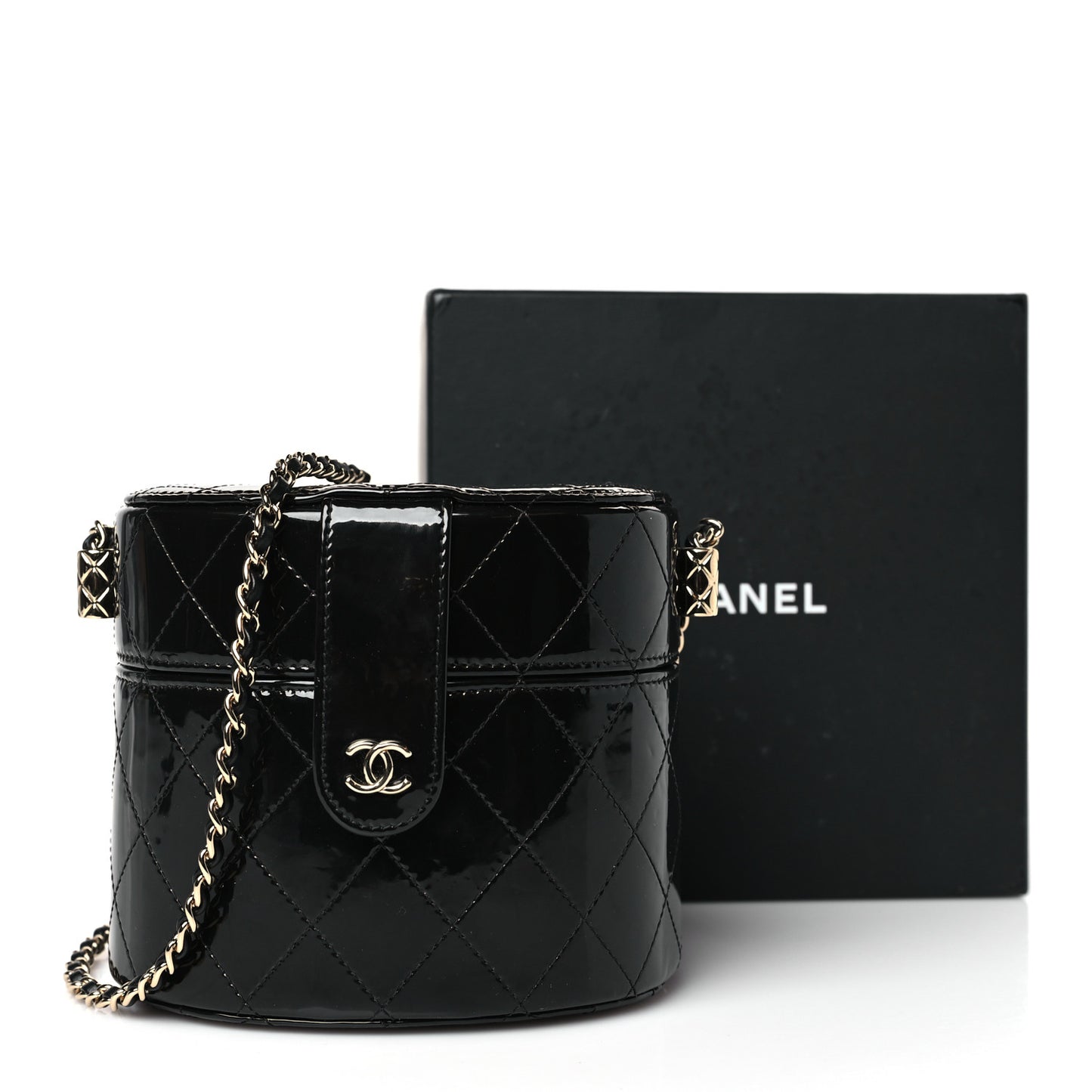 Patent Quilted Round Clutch With Chain Black