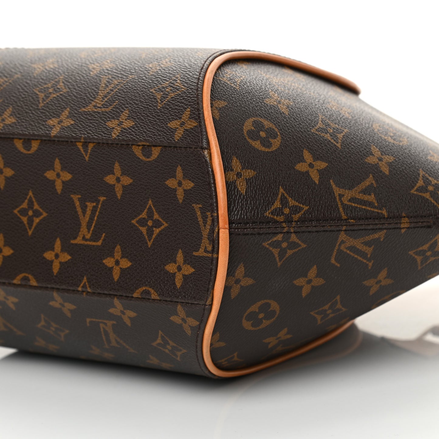 Monogram Ellipse MM