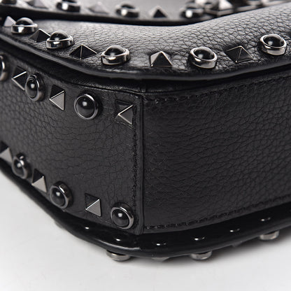 Valentino Garavani Pebbled Calfskin Onyx Medium Guitar Strap Rockstud Rolling Flap Saddle Bag Black 12 of 18
