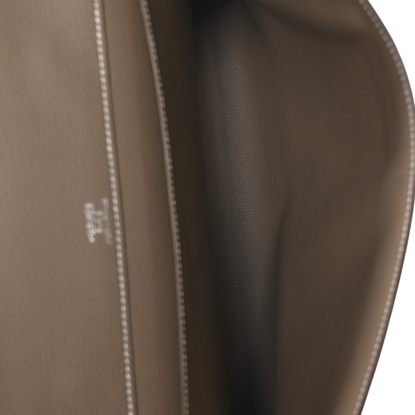 Togo Sac A Depeche Light 1-37 Briefcase Etoupe