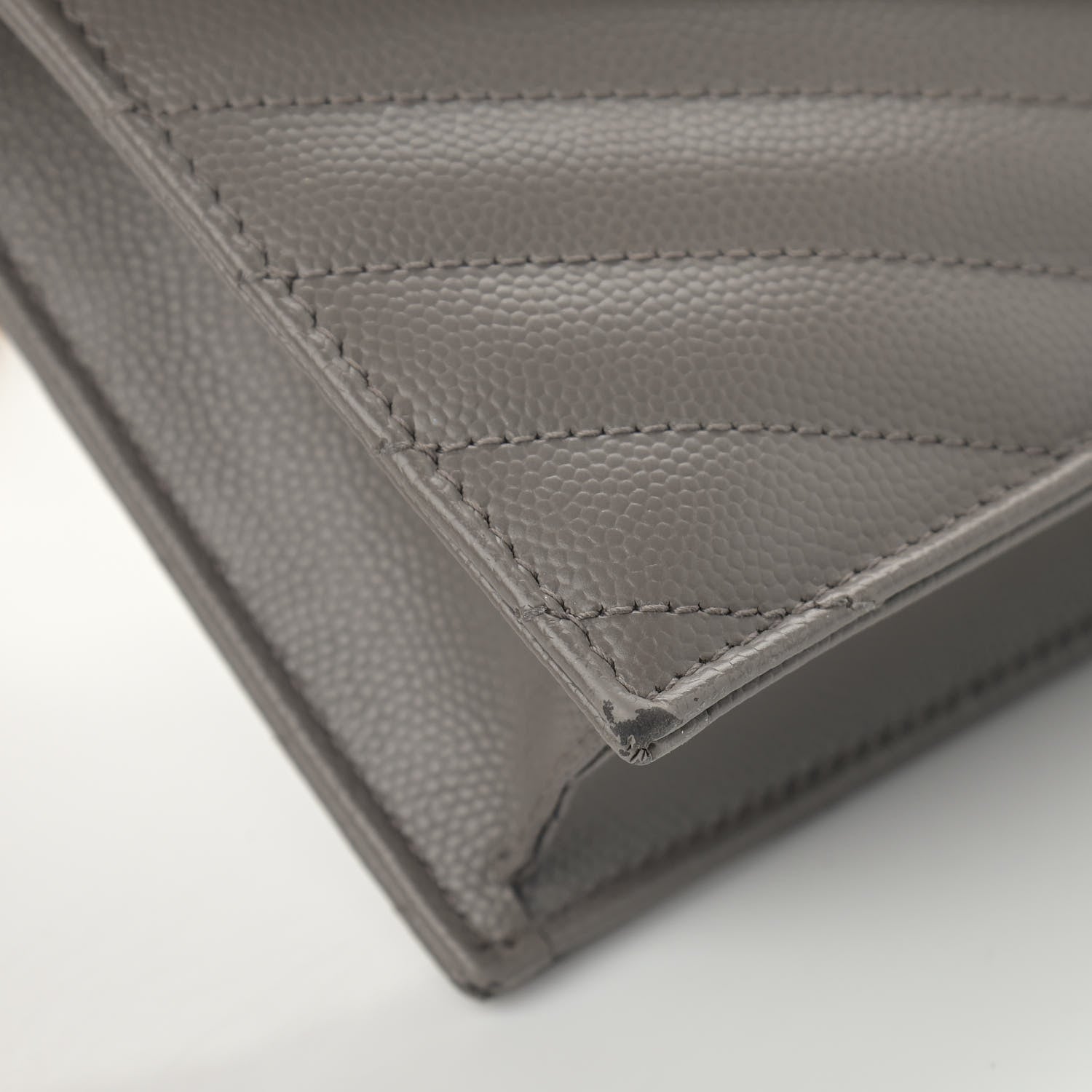 Saint Laurent Grain De Poudre Matelasse Chevron Monogram Envelope Chain Wallet Coal 8 of 15