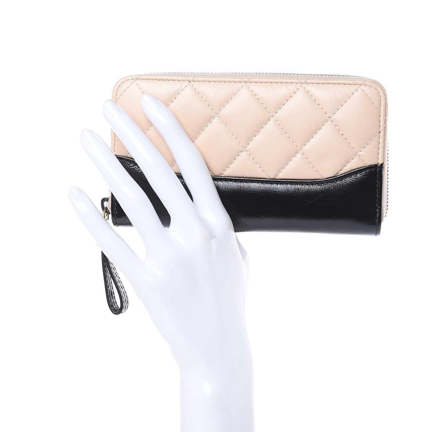 Aged Calfskin Quilted Small Gabrielle Zip Around Wallet Beige Black