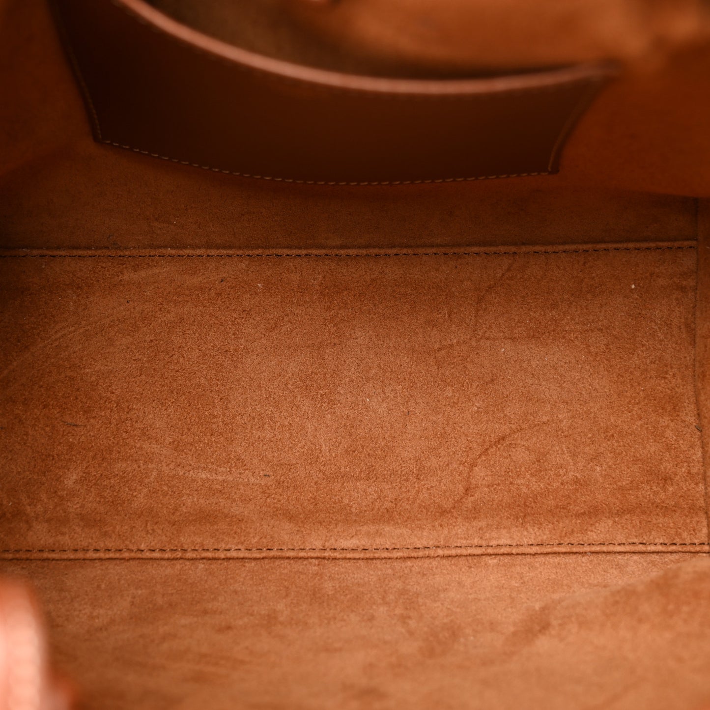 Smooth Calfskin Cuir Small Triomphe Cabas Drawstring Tan