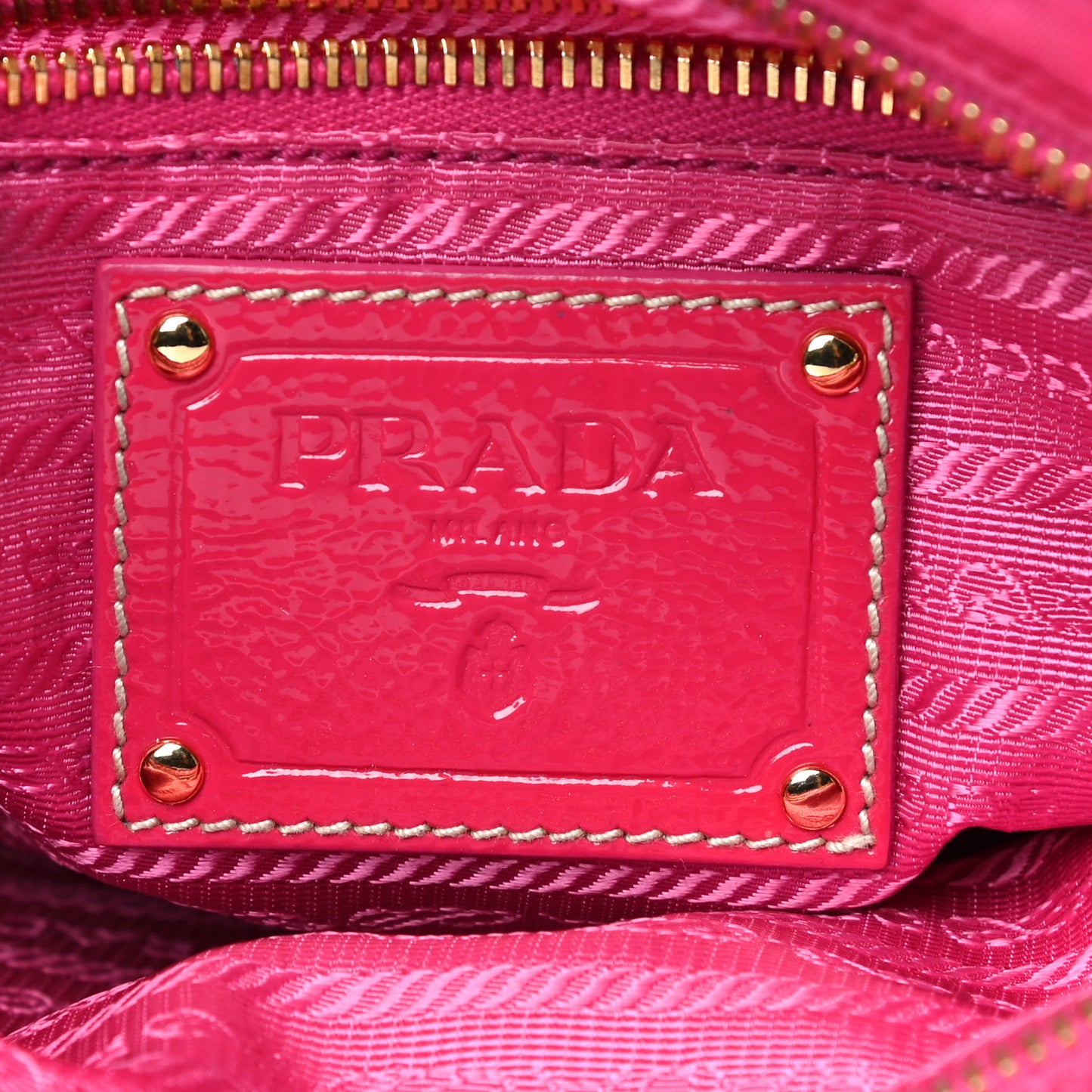 Tessuto Nylon Patent Pocket Messenger Bag Fuxia