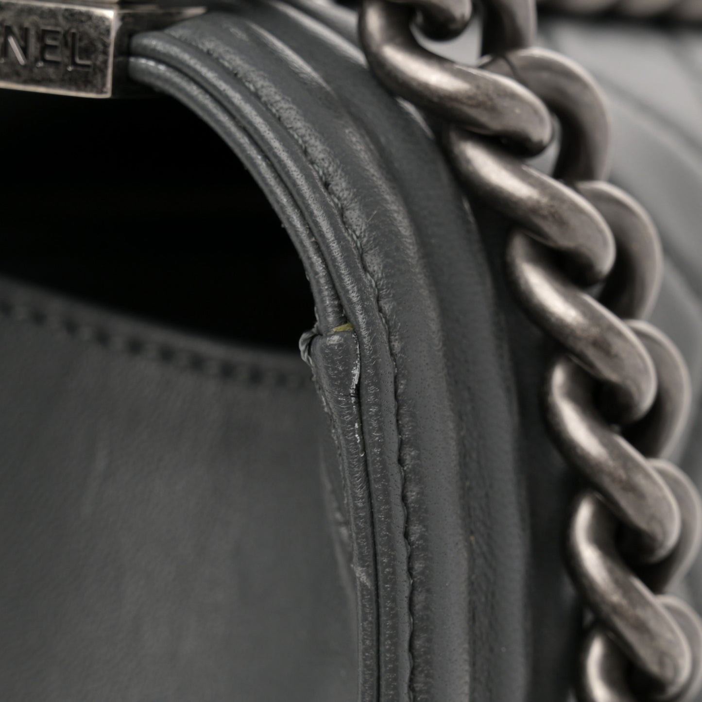 Lambskin Quilted New Medium Boy Flap Grey