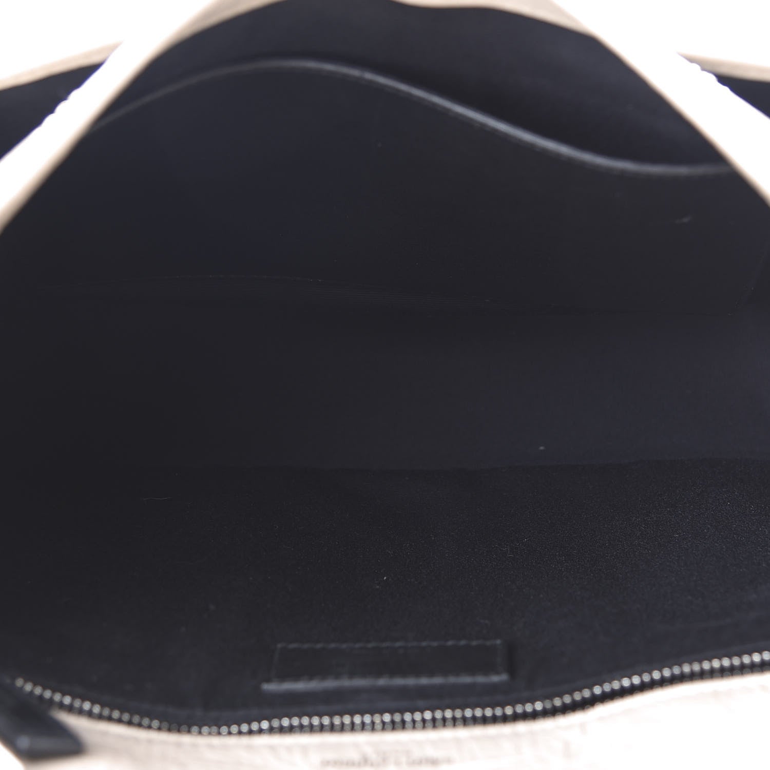 Saint Laurent Crinkled Calfskin Matelasse Monogram Medium Niki Chain Satchel Light Natural 4 of 9