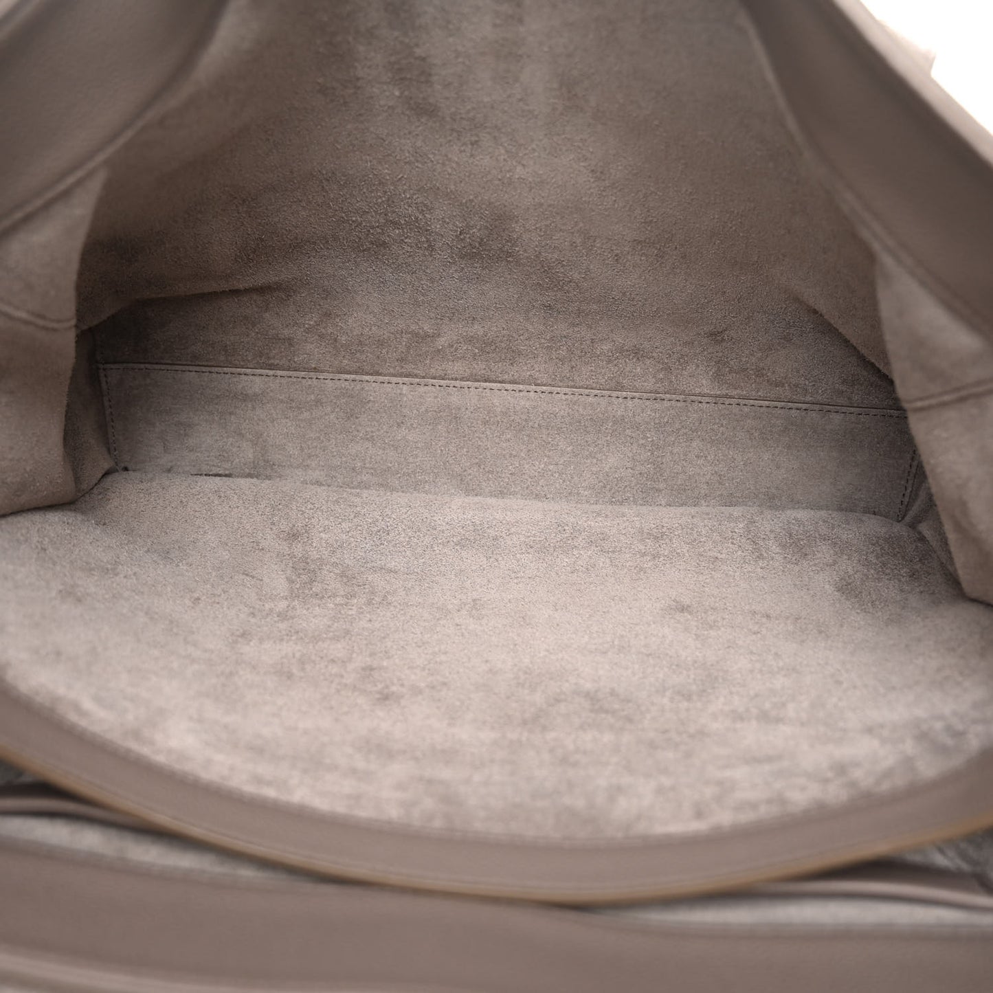 Supple Grained Calfskin Large Soft 16 Bag Pebble