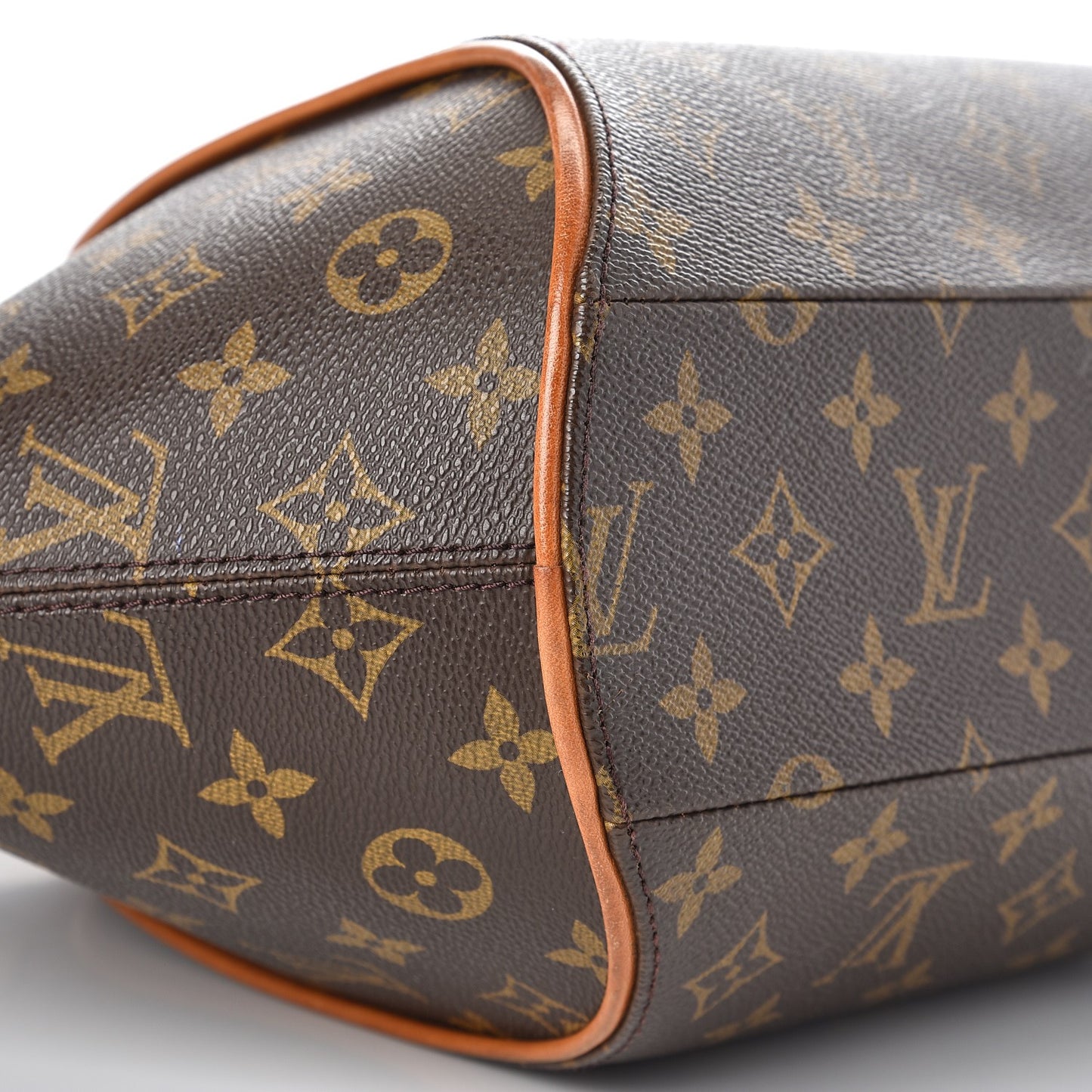 Monogram Ellipse MM