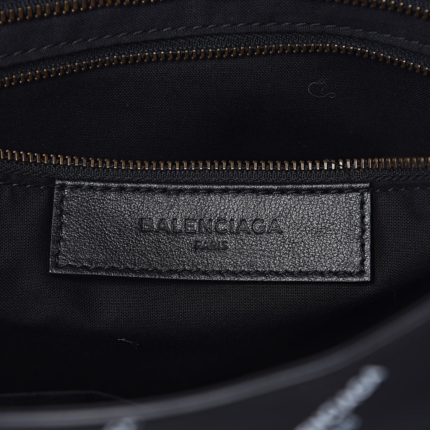 Veau Allover Logo Classic Hardware City Black White