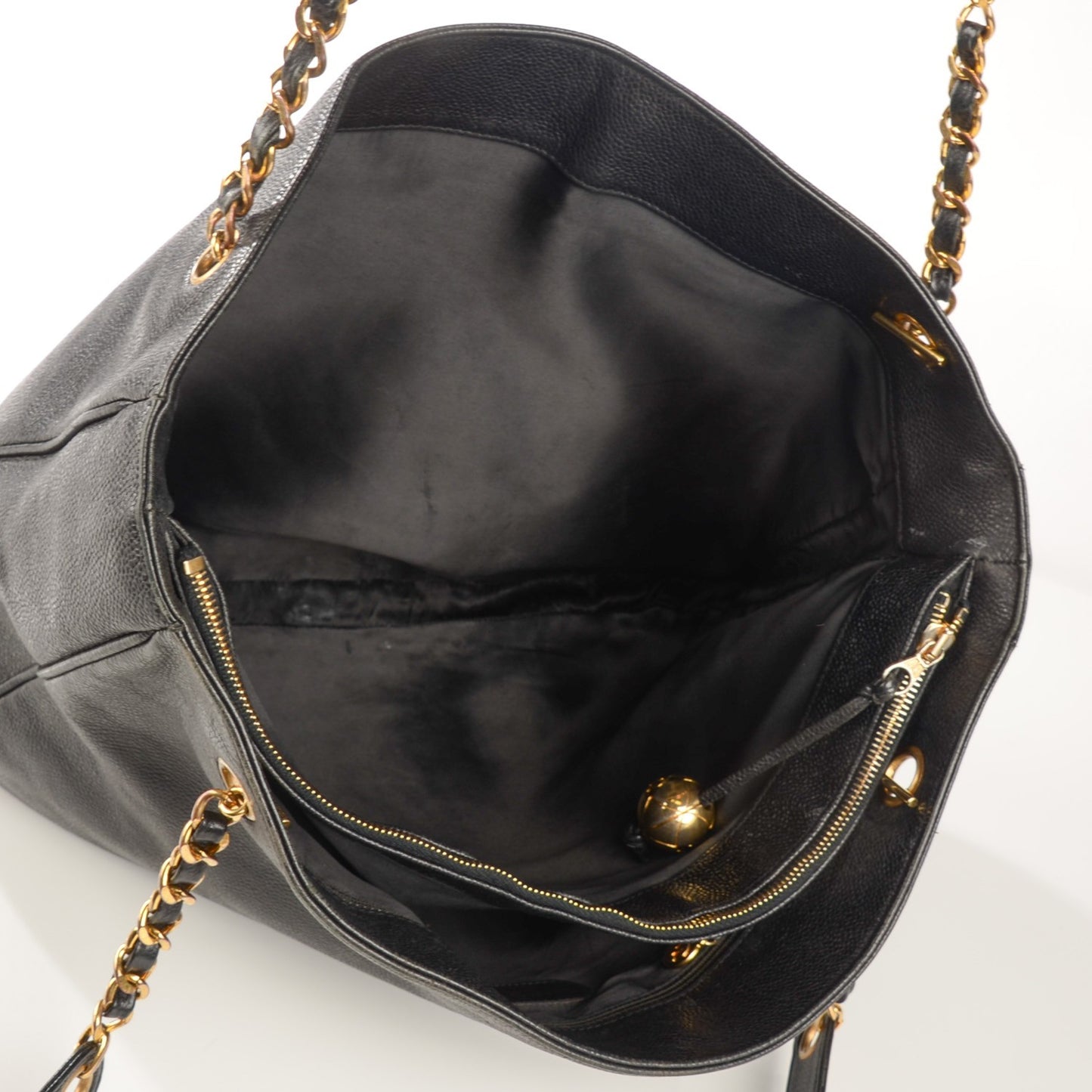 Caviar CC Shoulder Bag Black