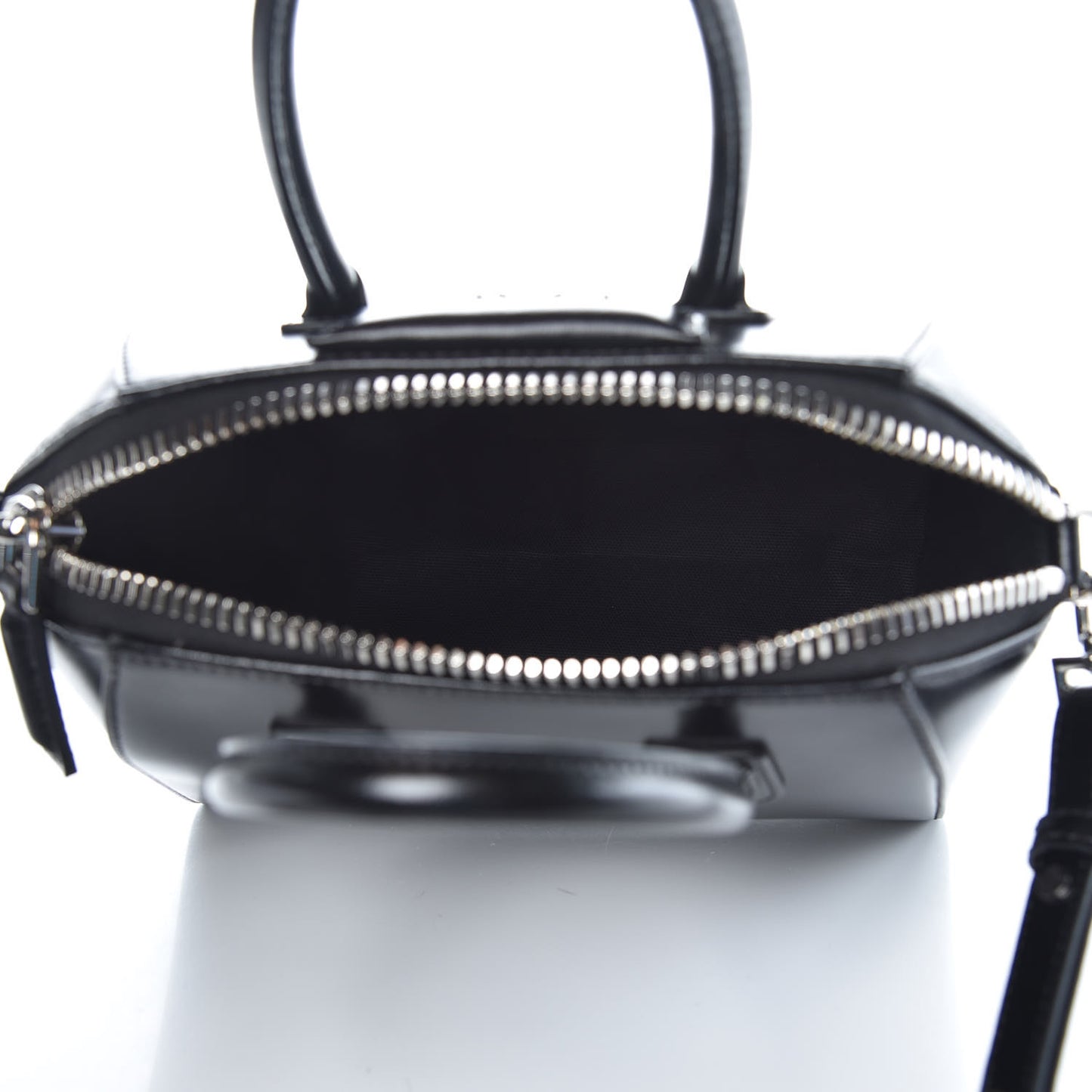 Shiny Lord Calfskin Mini Antigona Black