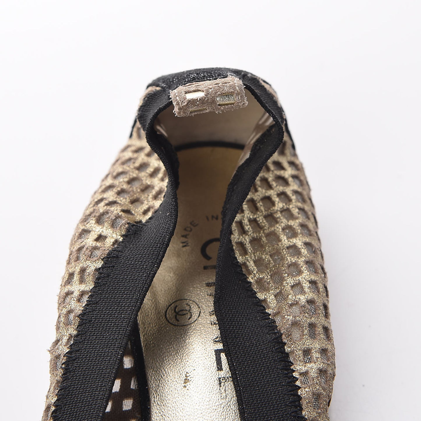 Perforated Elastic Camellia Ballerina Flats 40 Gold Black