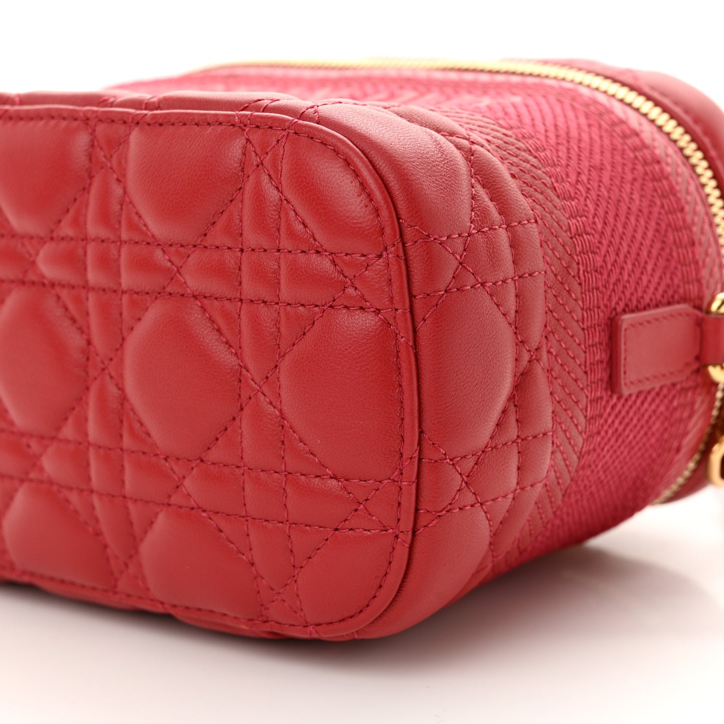Lambskin Cannage Small Diortravel Vanity Case Red
