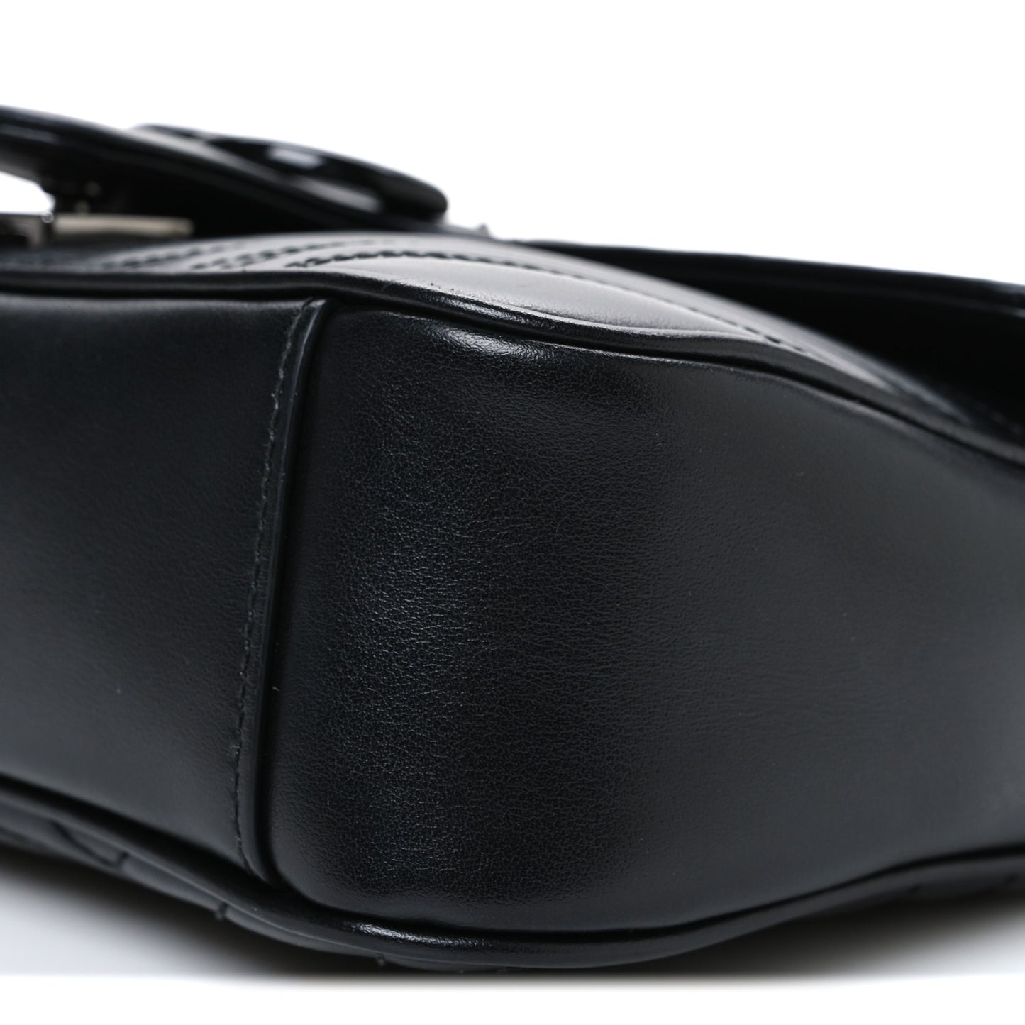 Calfskin Matelasse Monochrome Small GG Marmont Shoulder Bag Black