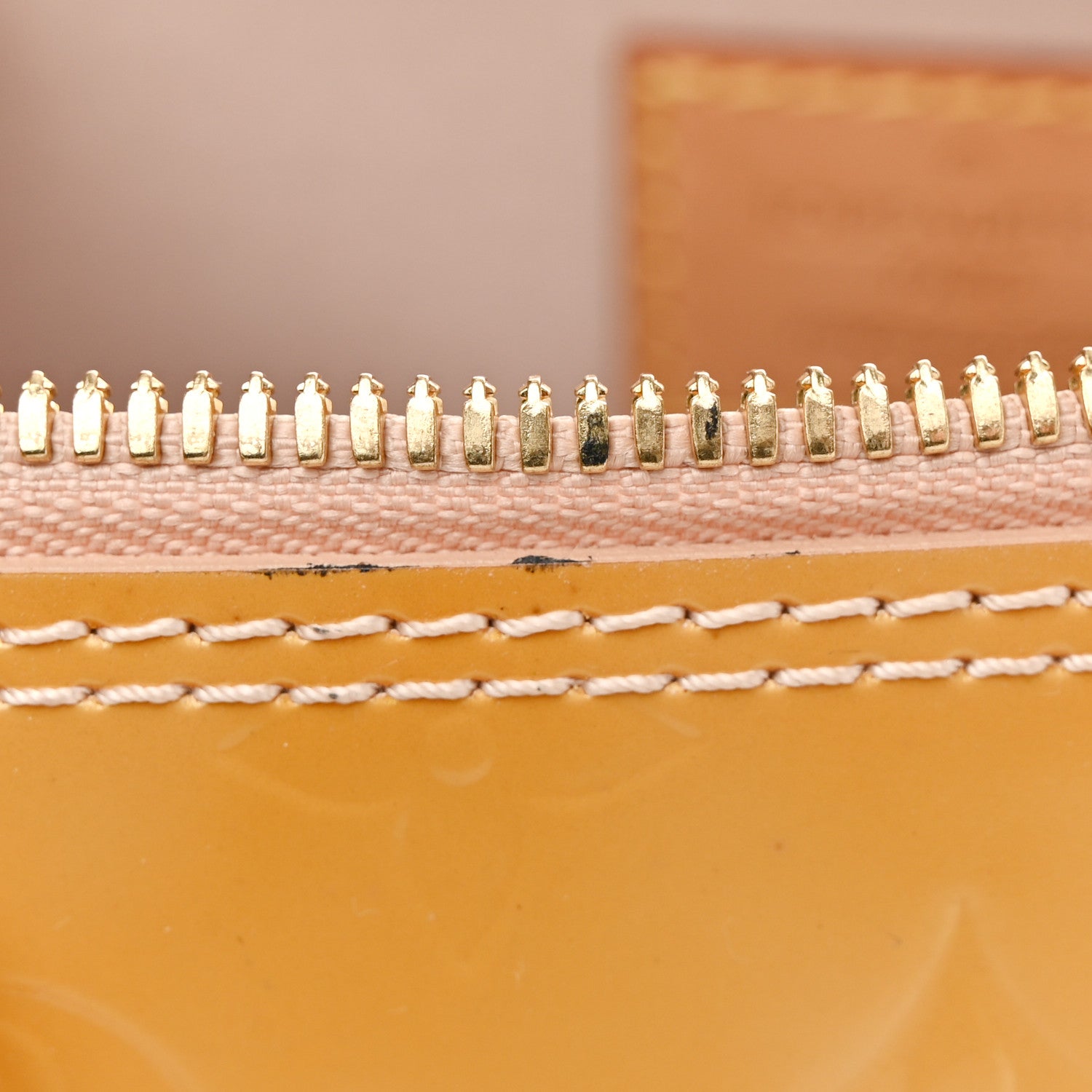 Louis Vuitton Vernis Alma PM Citrine 10 of 12