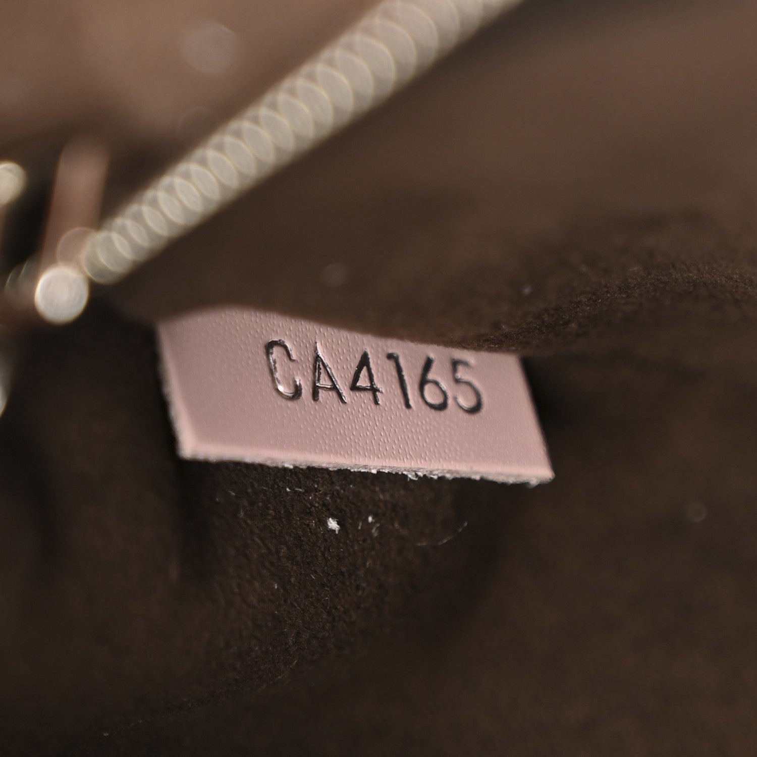 Louis Vuitton Epi Cluny MM Rose Ballerine 7 of 11