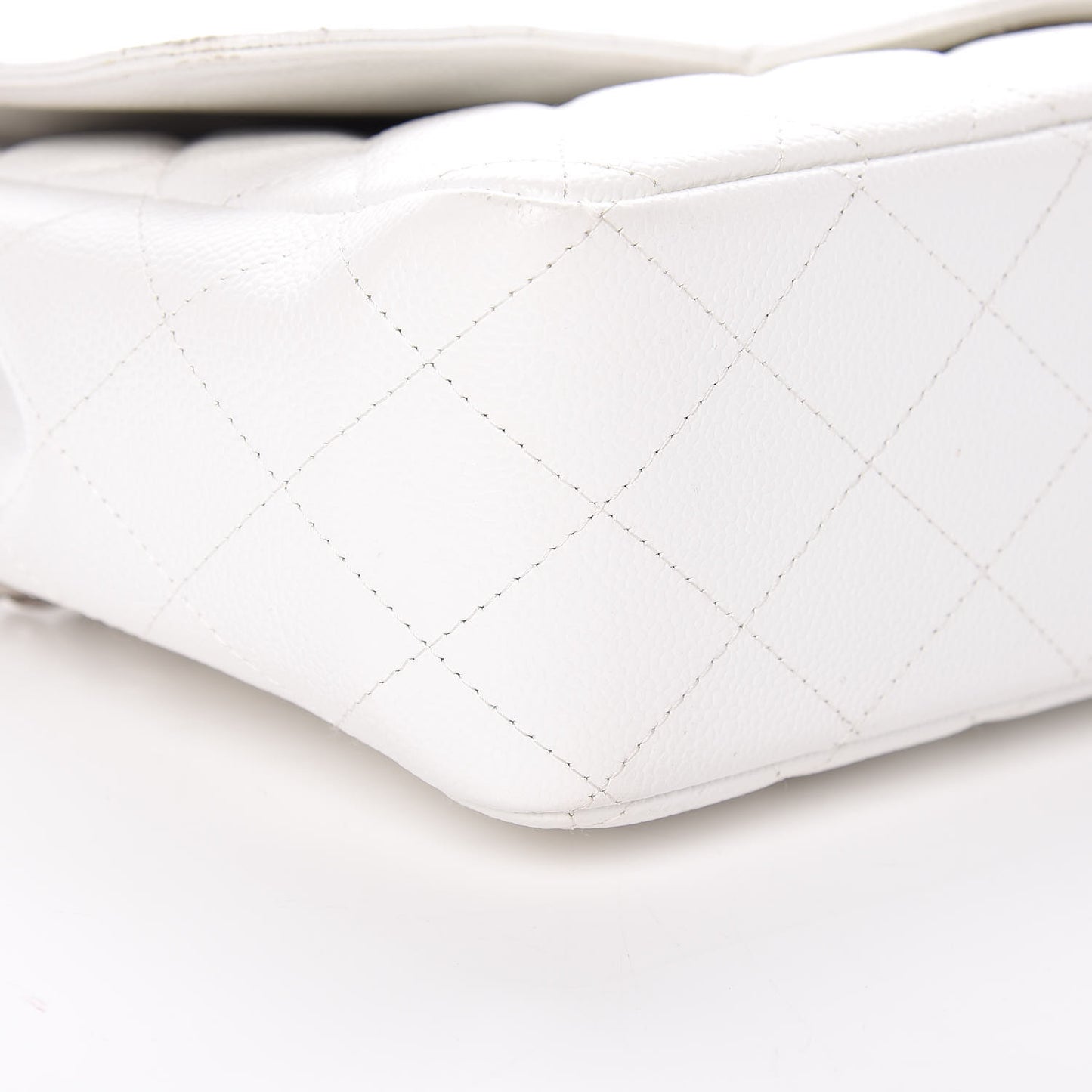Caviar Quilted Jumbo Single Flap White