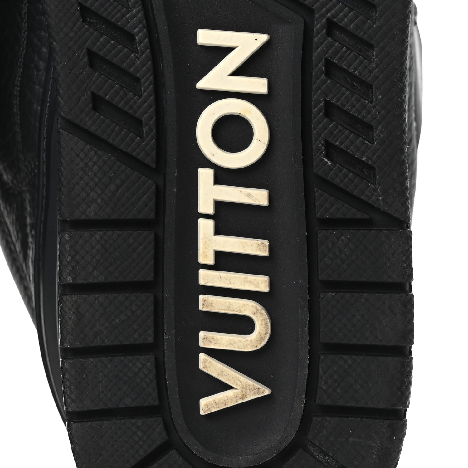 Louis Vuitton Mens LV Skate Sneakers 7.5 Black 1843073 – FASHIONPHILE