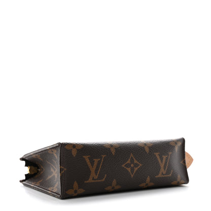 Louis Vuitton Monogram Toiletry Pouch 15 4 of 6
