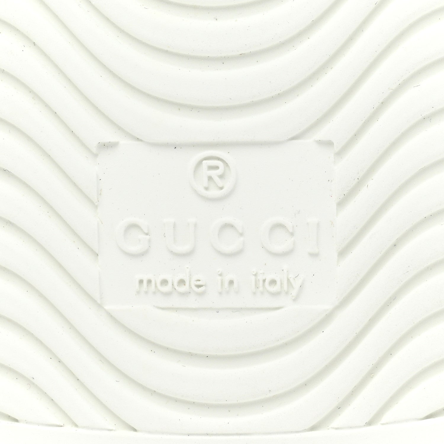 Gucci X DISNEY Calfskin Miro Soft Web Donald Duck Mens Ace Sneakers 14.5 White New Shamarock 7 of 9