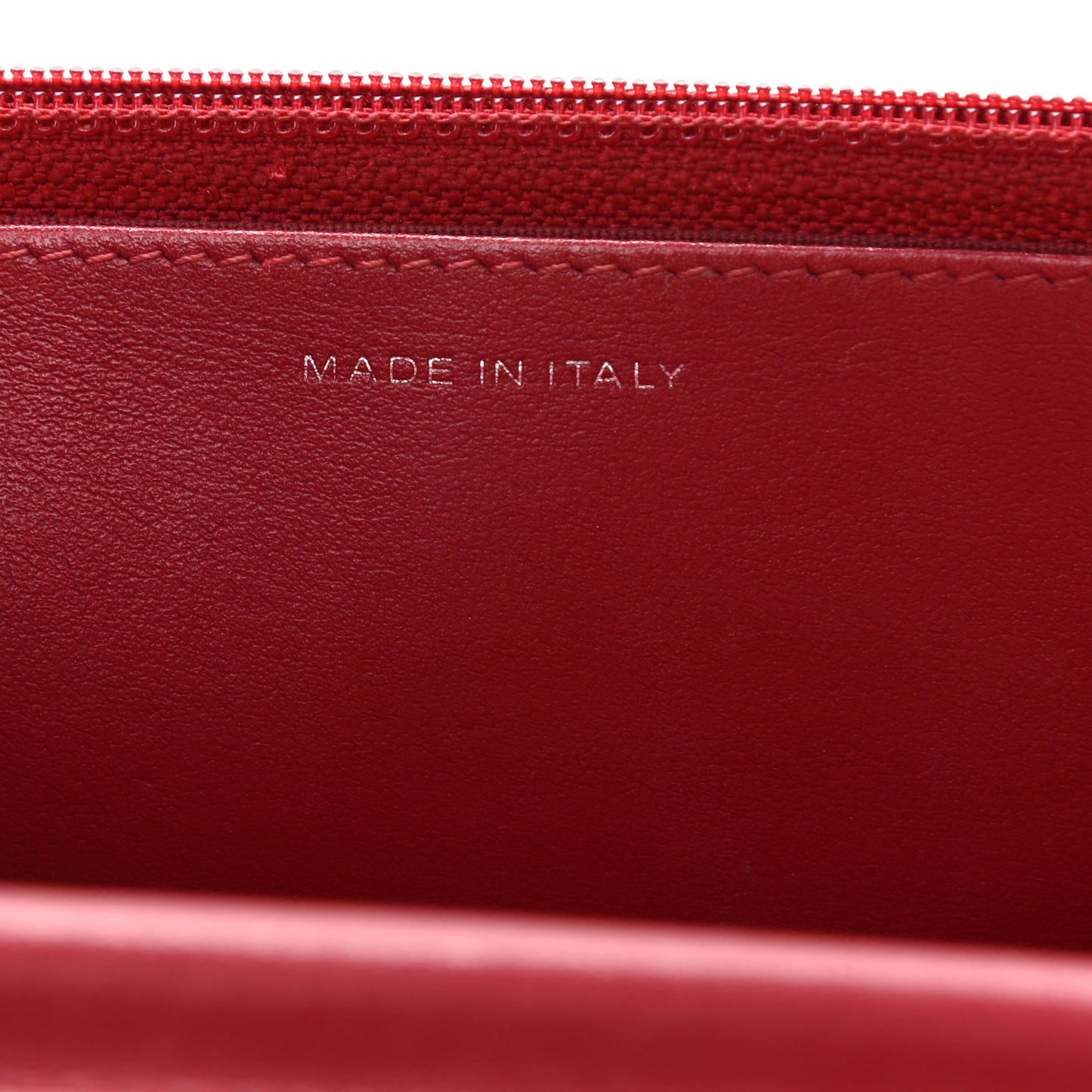 Caviar Quilted Boy Wallet On Chain WOC Red