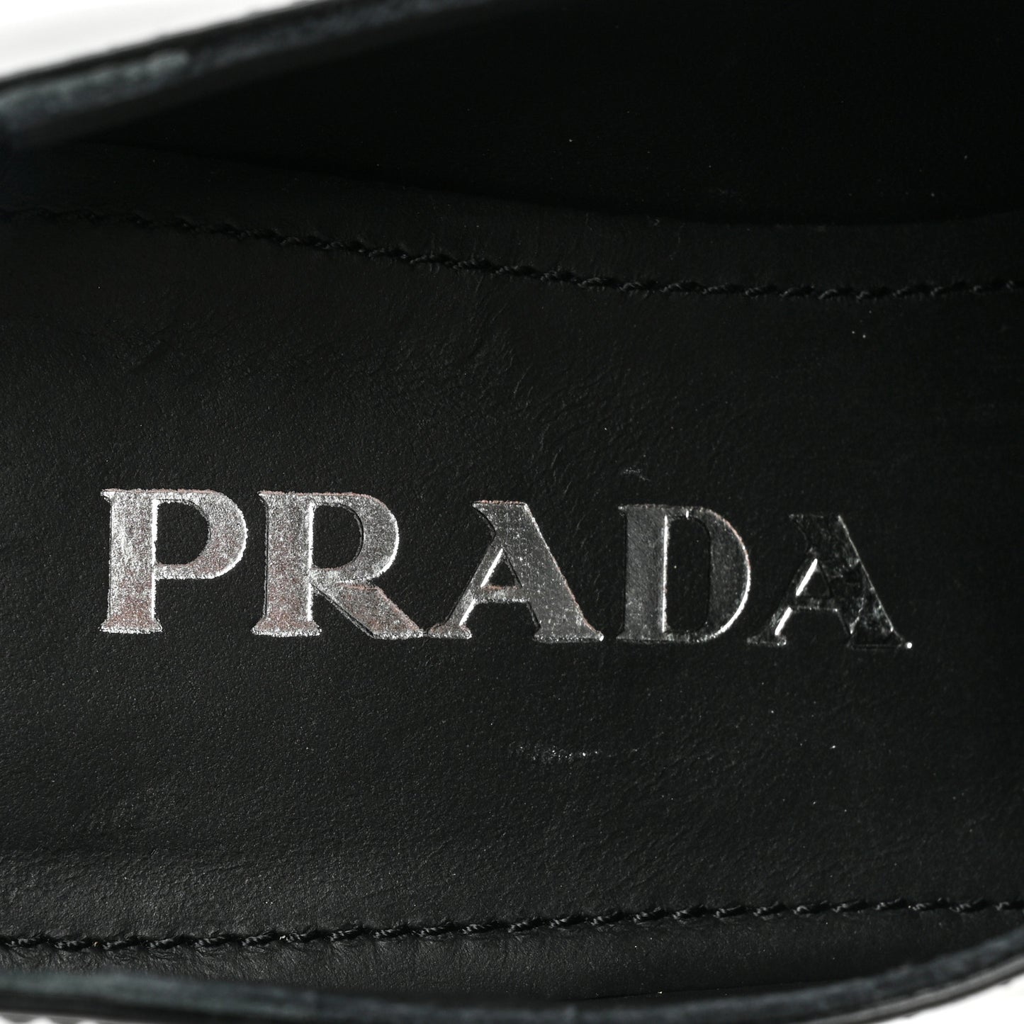 Spazzolato Metal Triangle Logo 50mm Loafers 35 Black