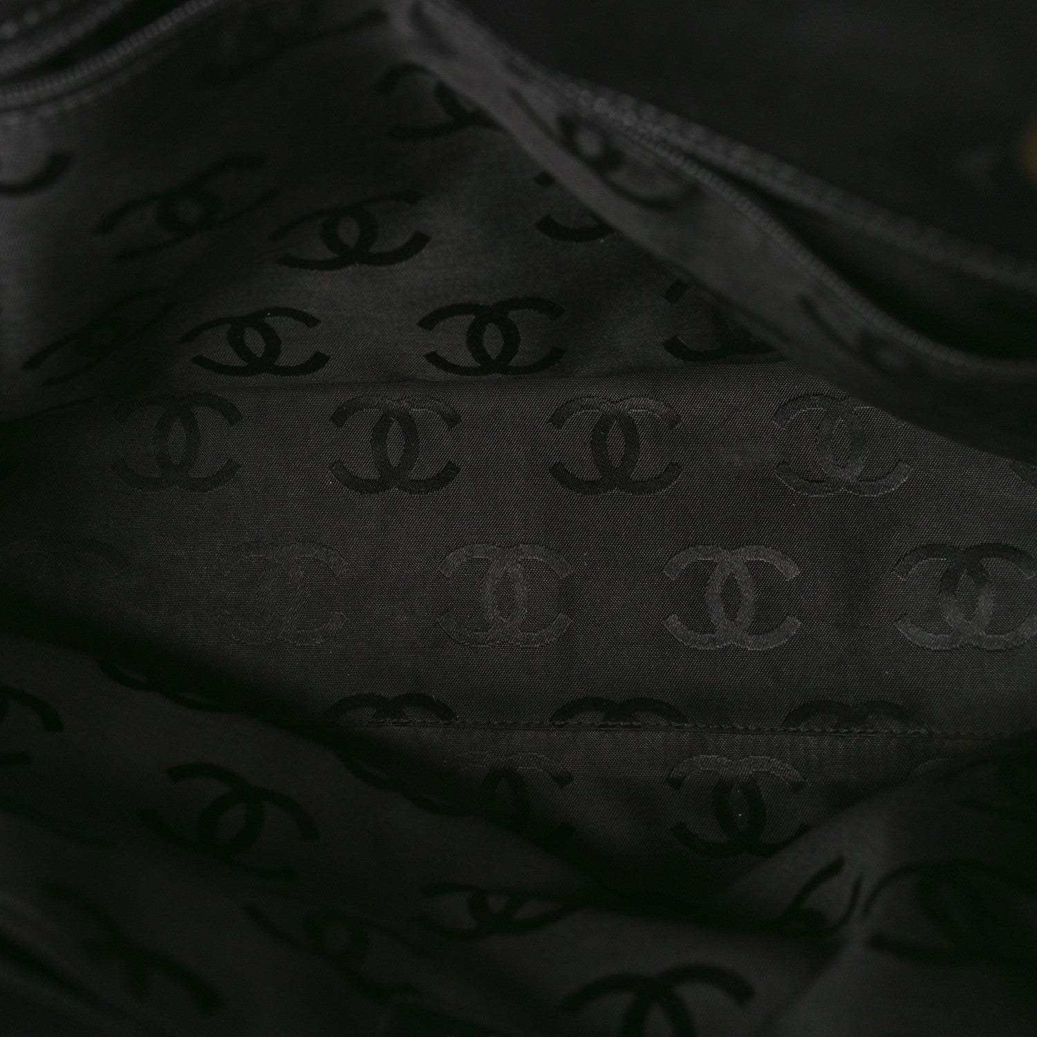 Chanel Calfskin Contrast Stitch Surpique Tote Black 5 of 12