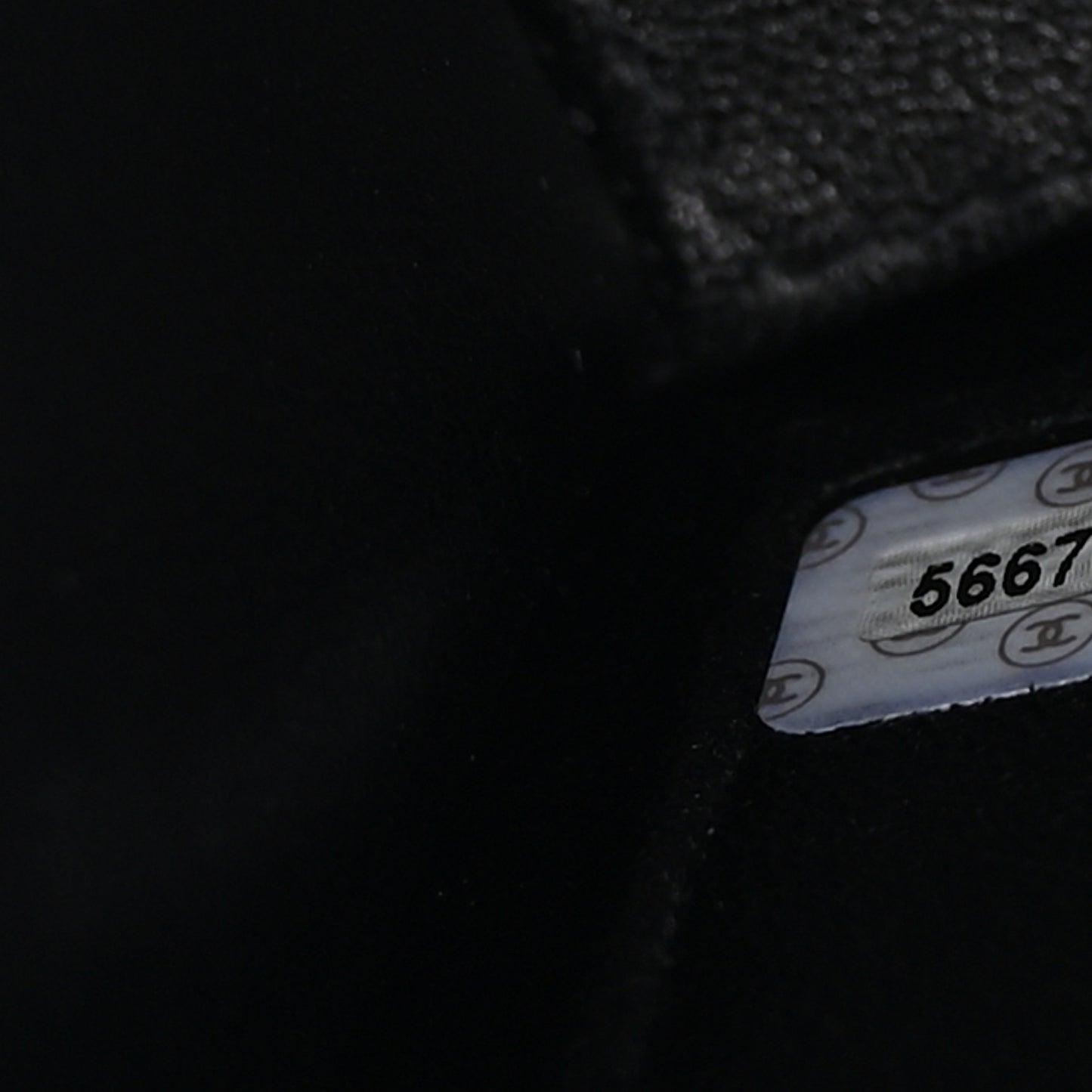 Caviar Shoulder Bag Black