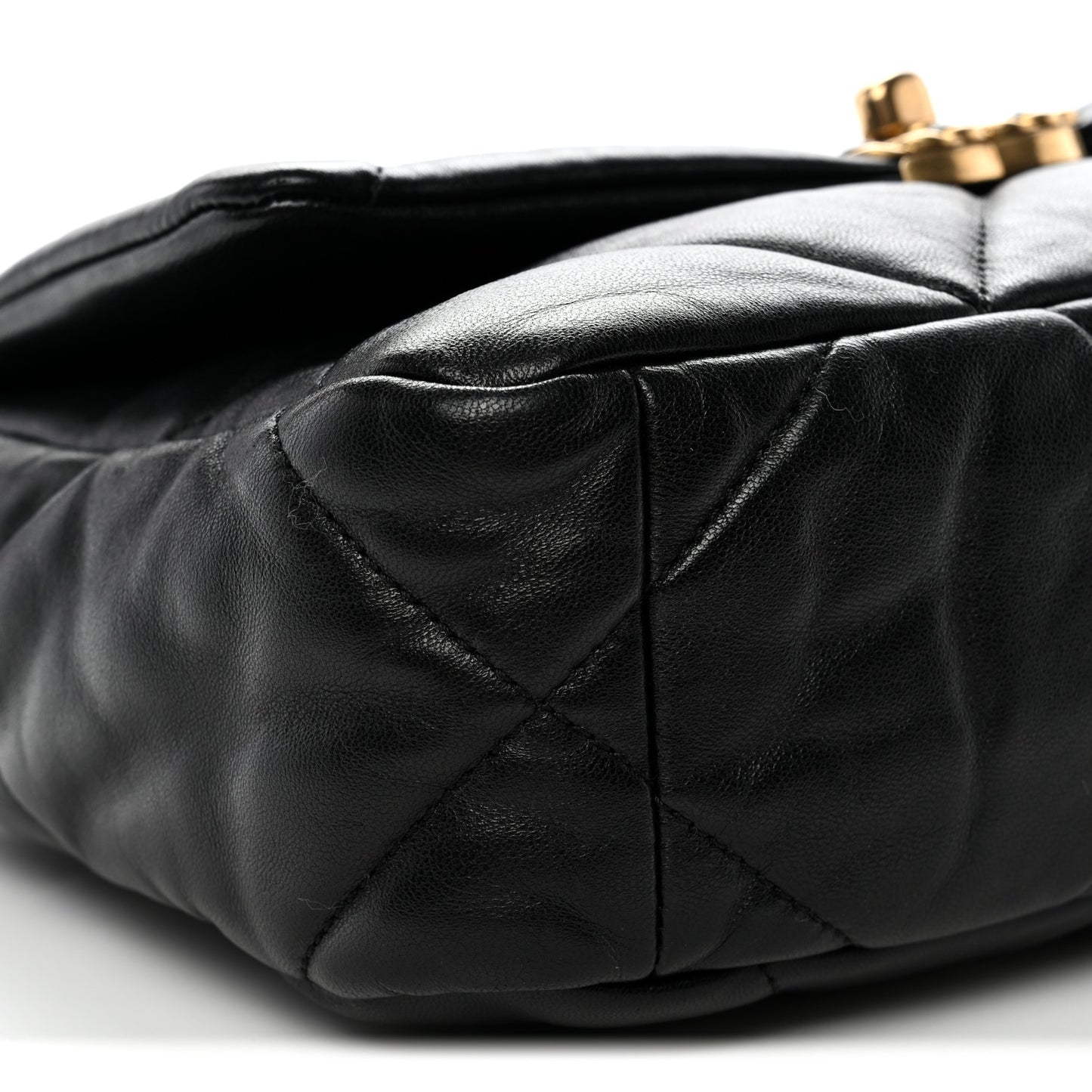 Lambskin Quilted Medium Chanel 19 Flap Black