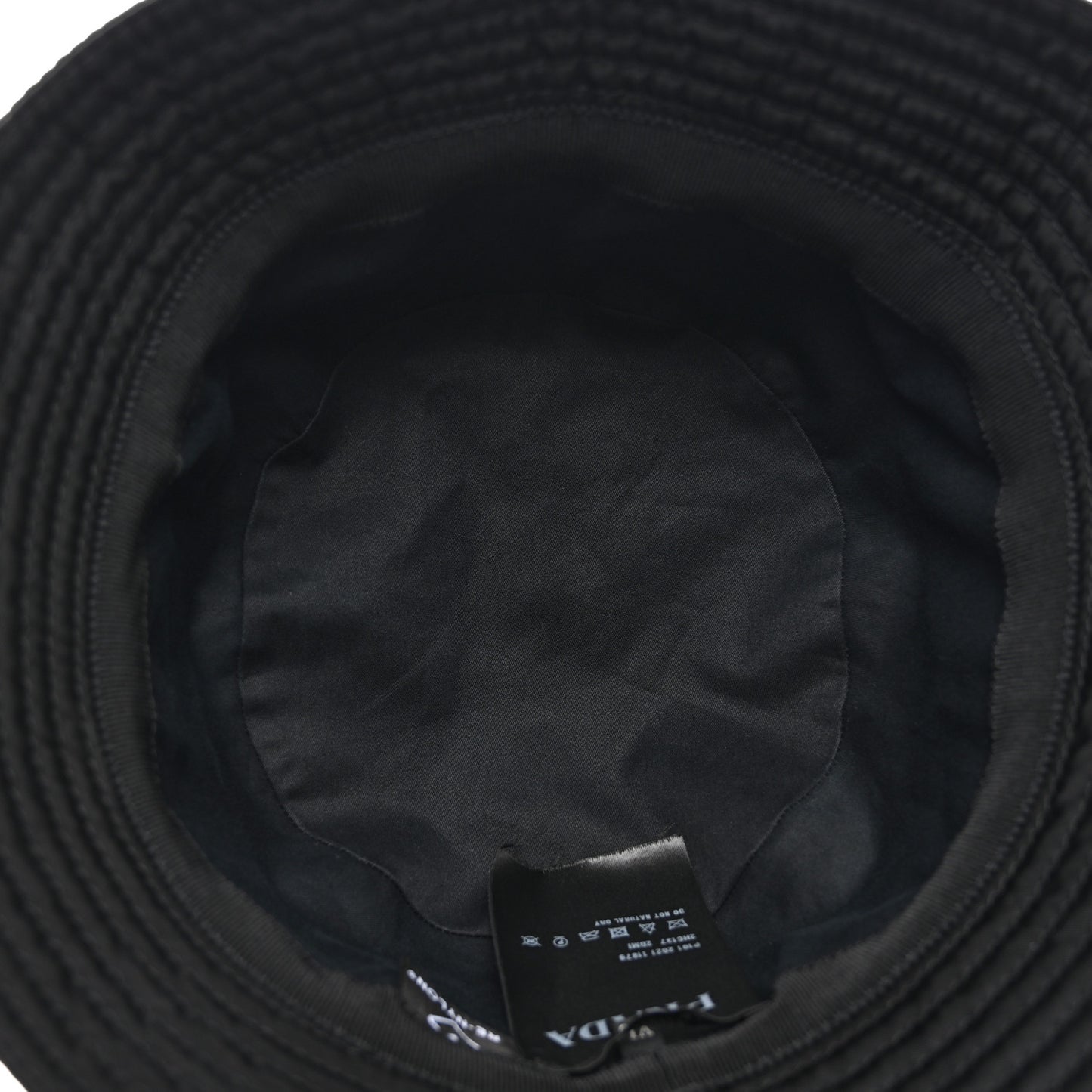 Re-Nylon Metal Triangle Logo Bucket Hat XL Black