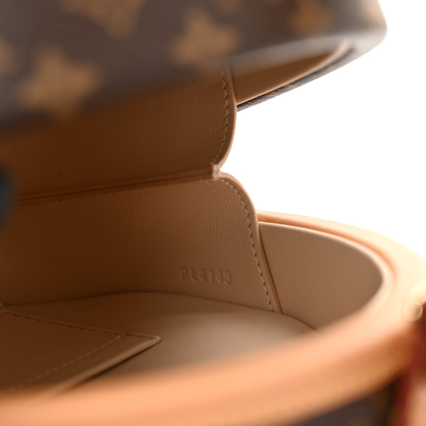 Monogram Petite Boite Chapeau