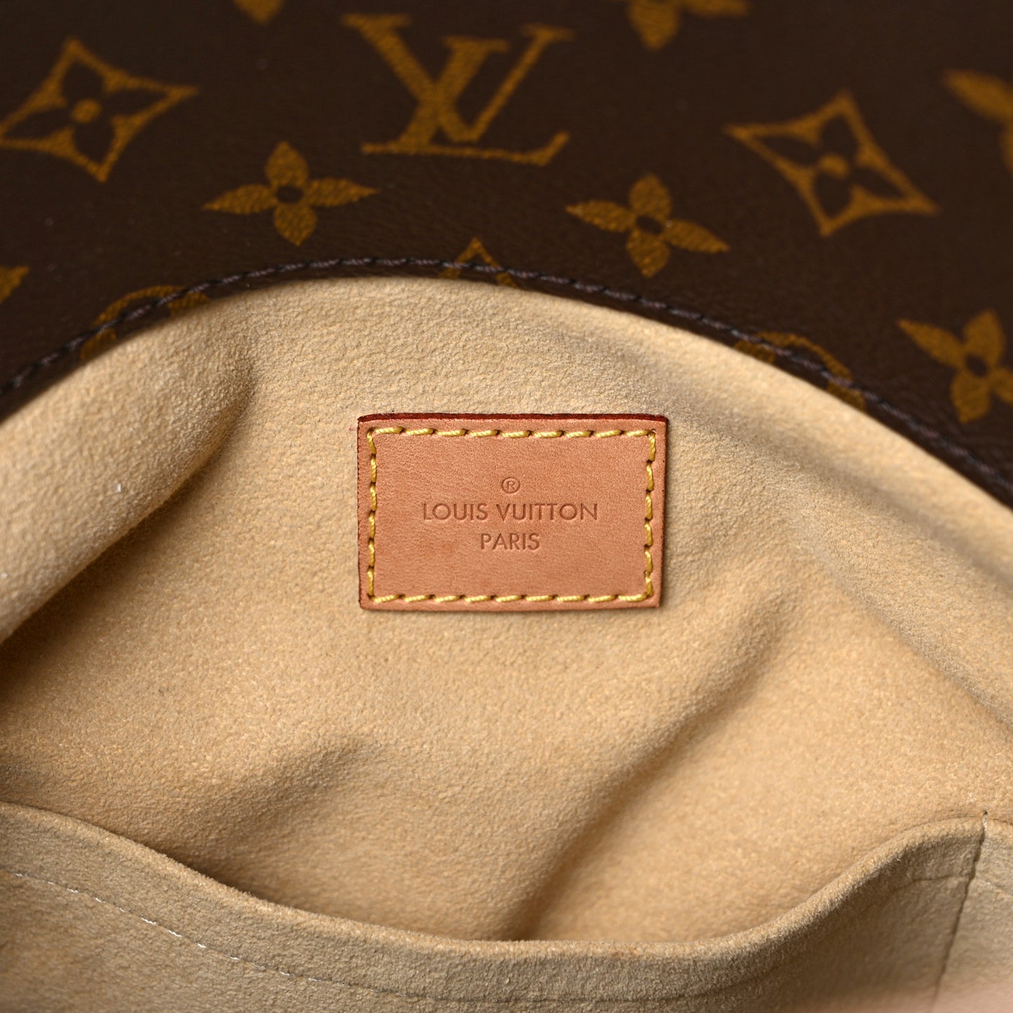Monogram Artsy MM