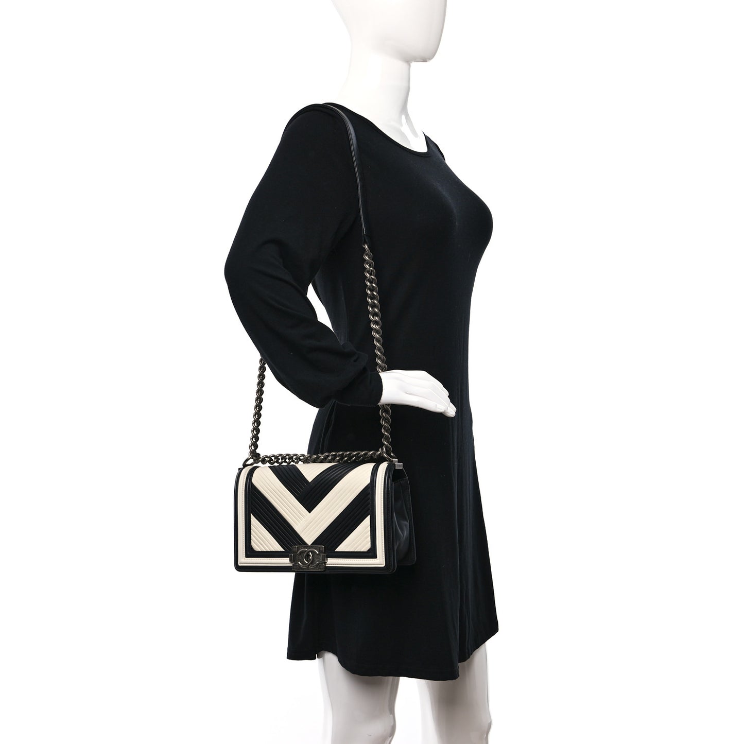 Calfskin Pleated Medium Boy In Rome Flap Black White